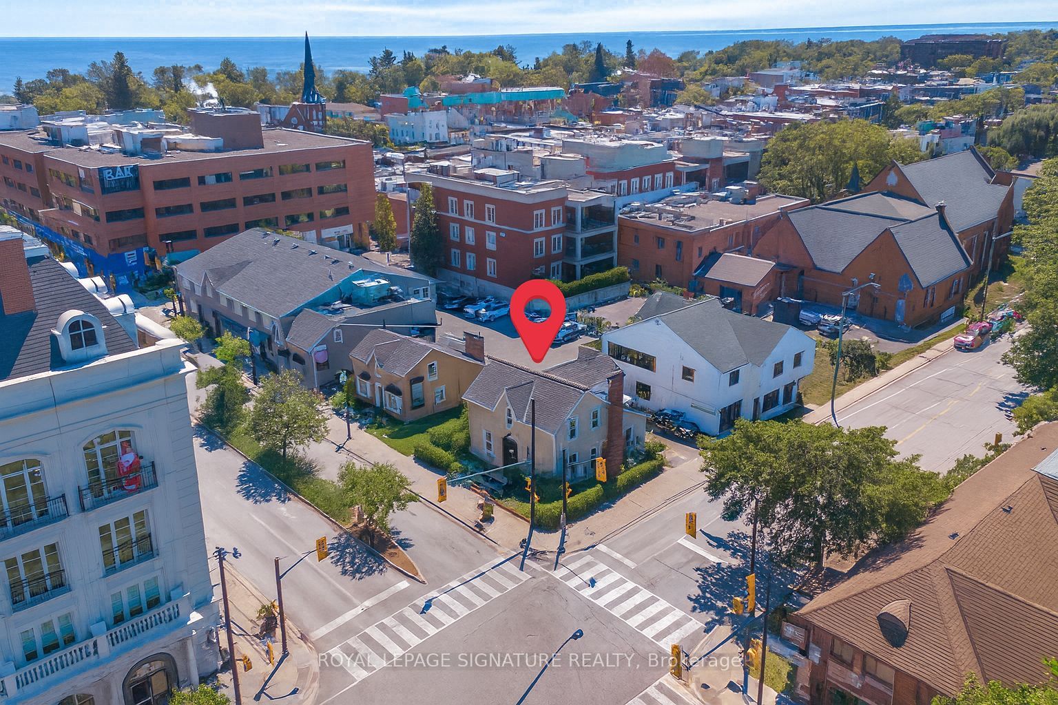 140 Trafalgar Road Property Photo 1
