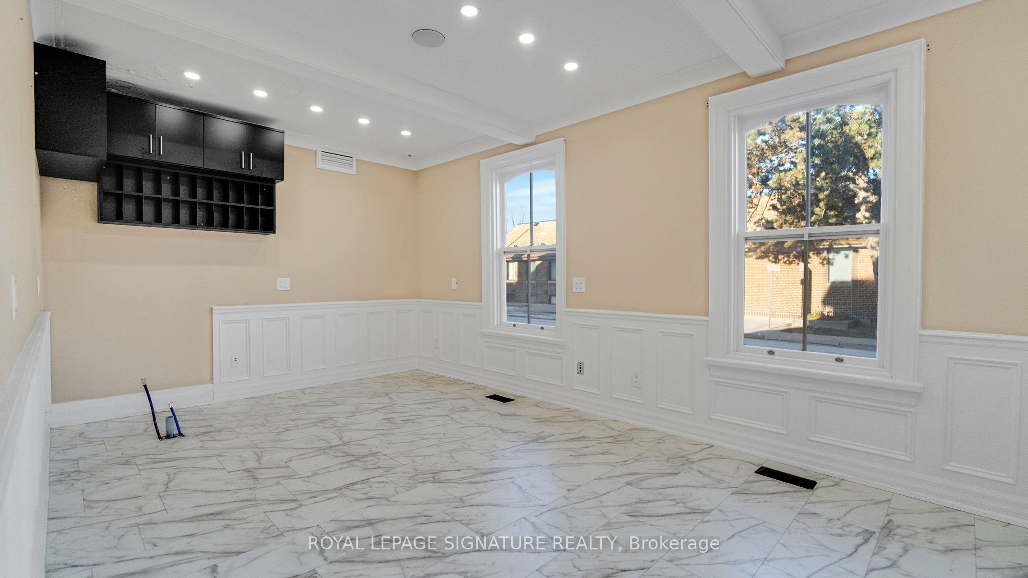 140 Trafalgar Road Property Photo 10