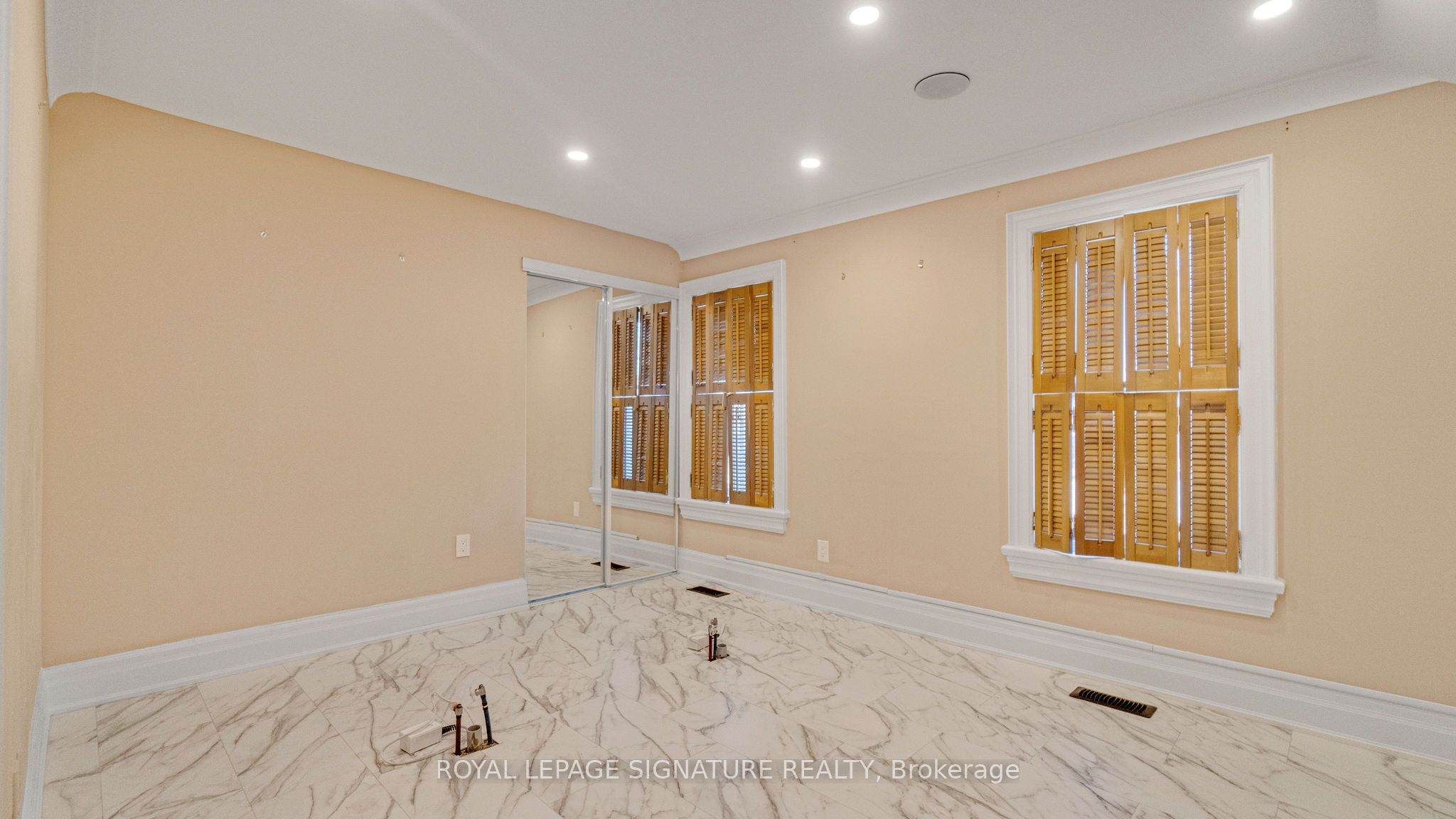 140 Trafalgar Road Property Photo 23