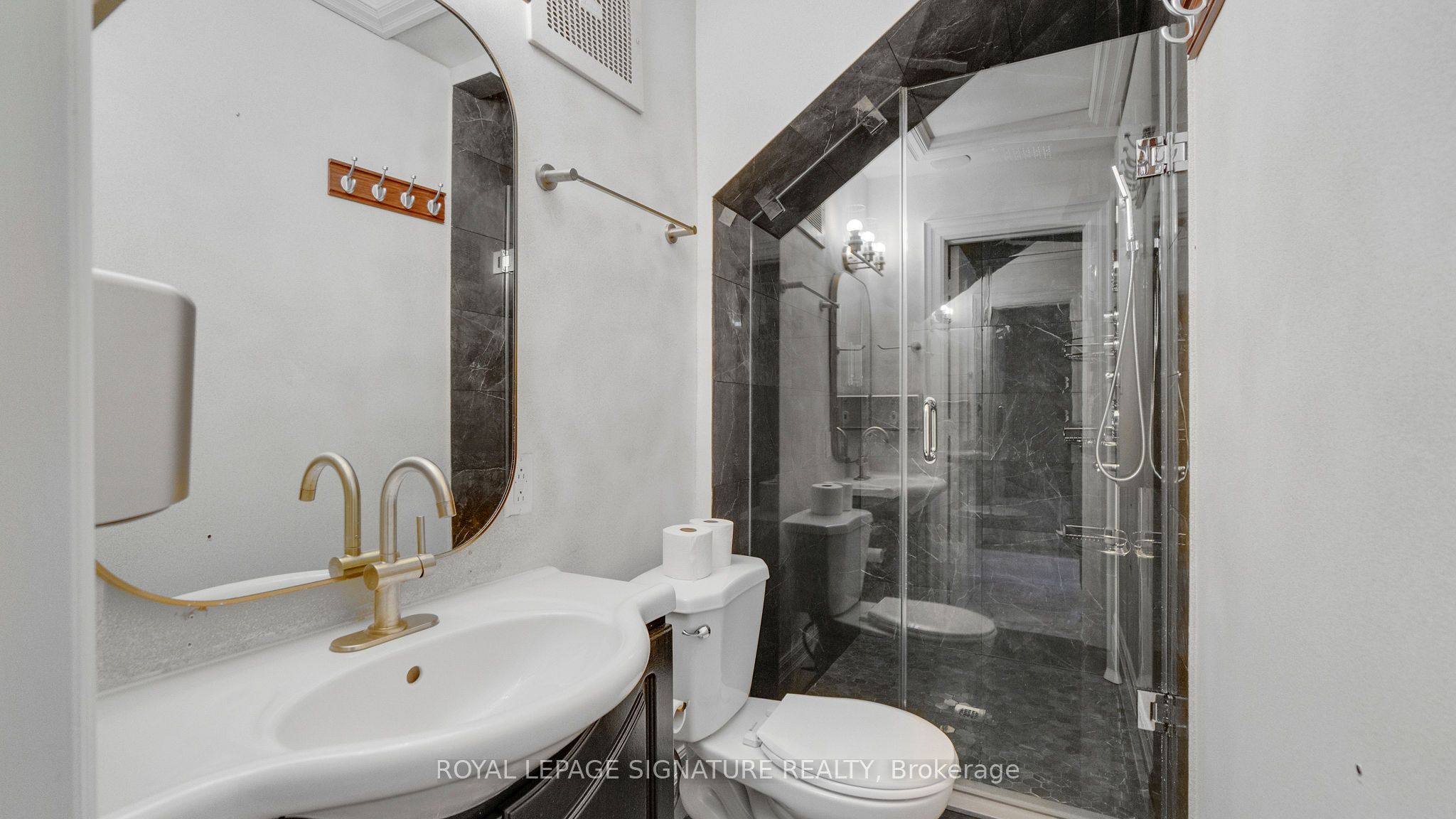 140 Trafalgar Road Property Photo 31