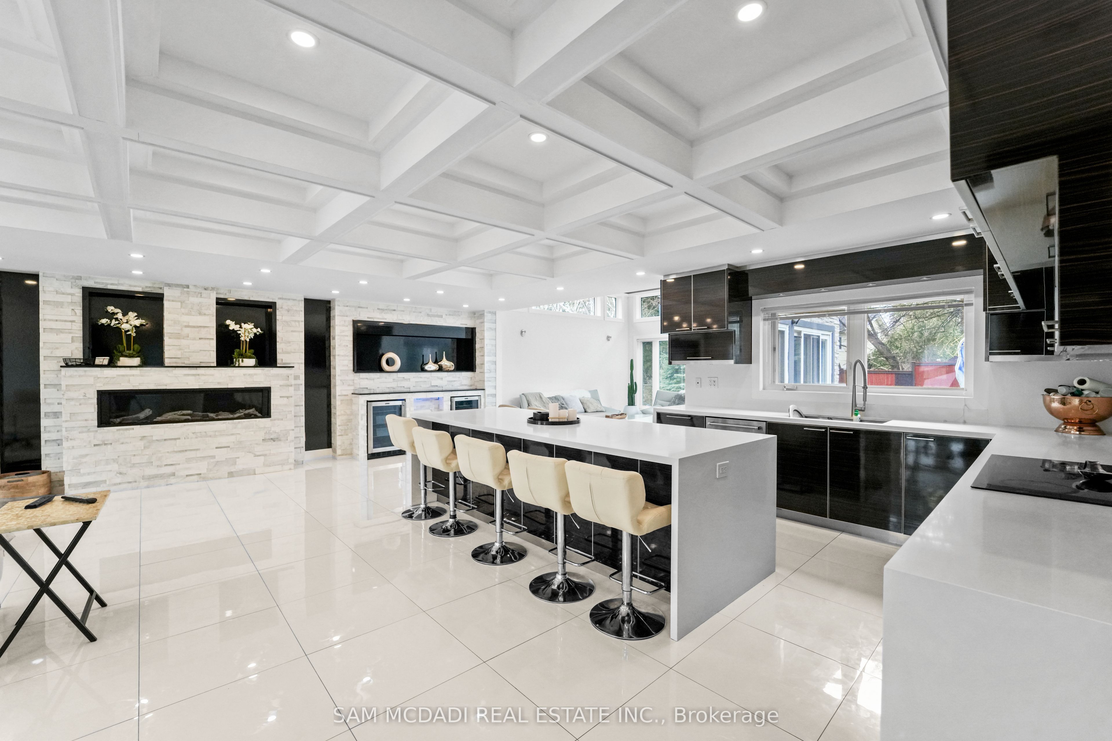 1434 Petrie Way Property Photo 8