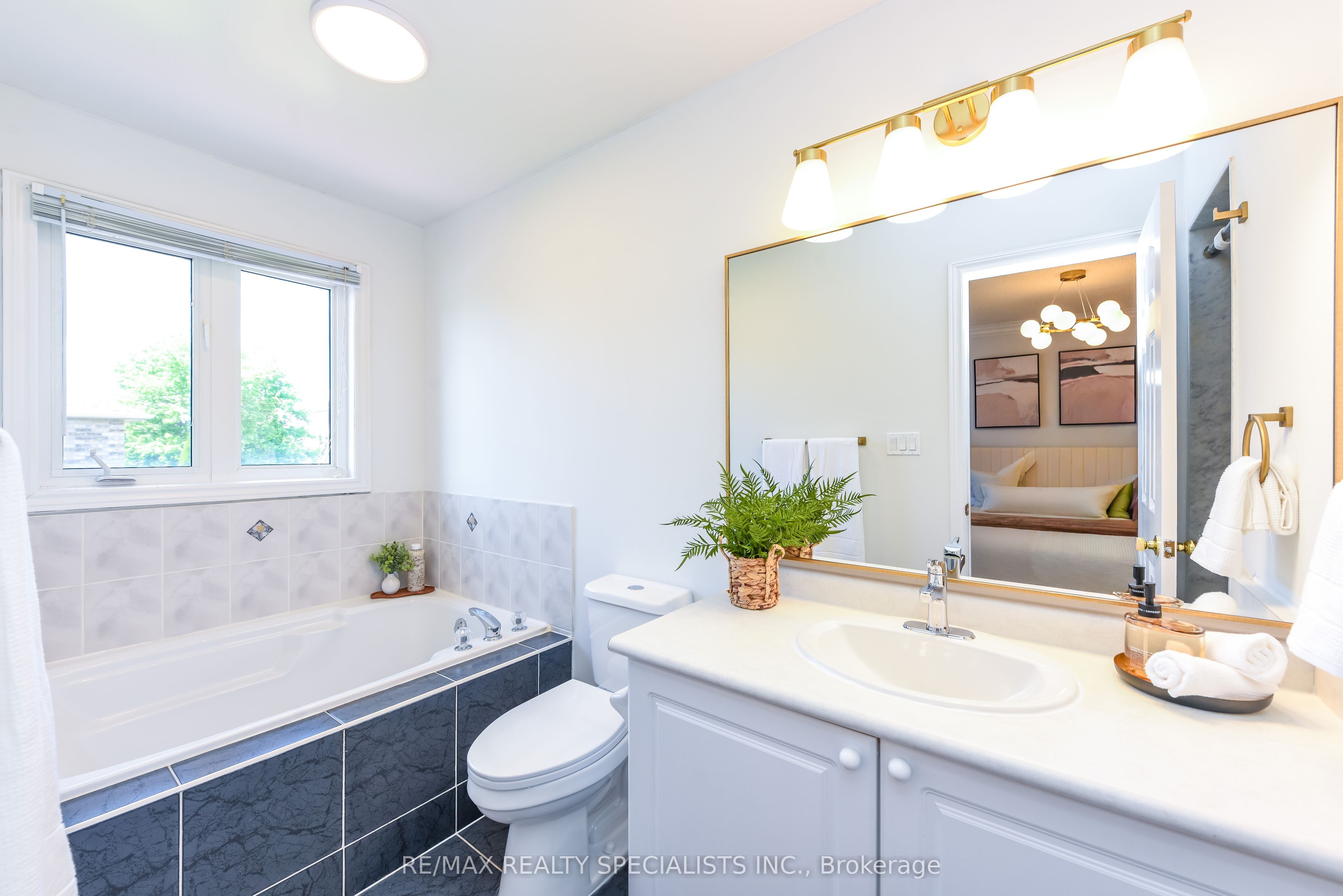 5624 Freshwater Drive Property Photo 31