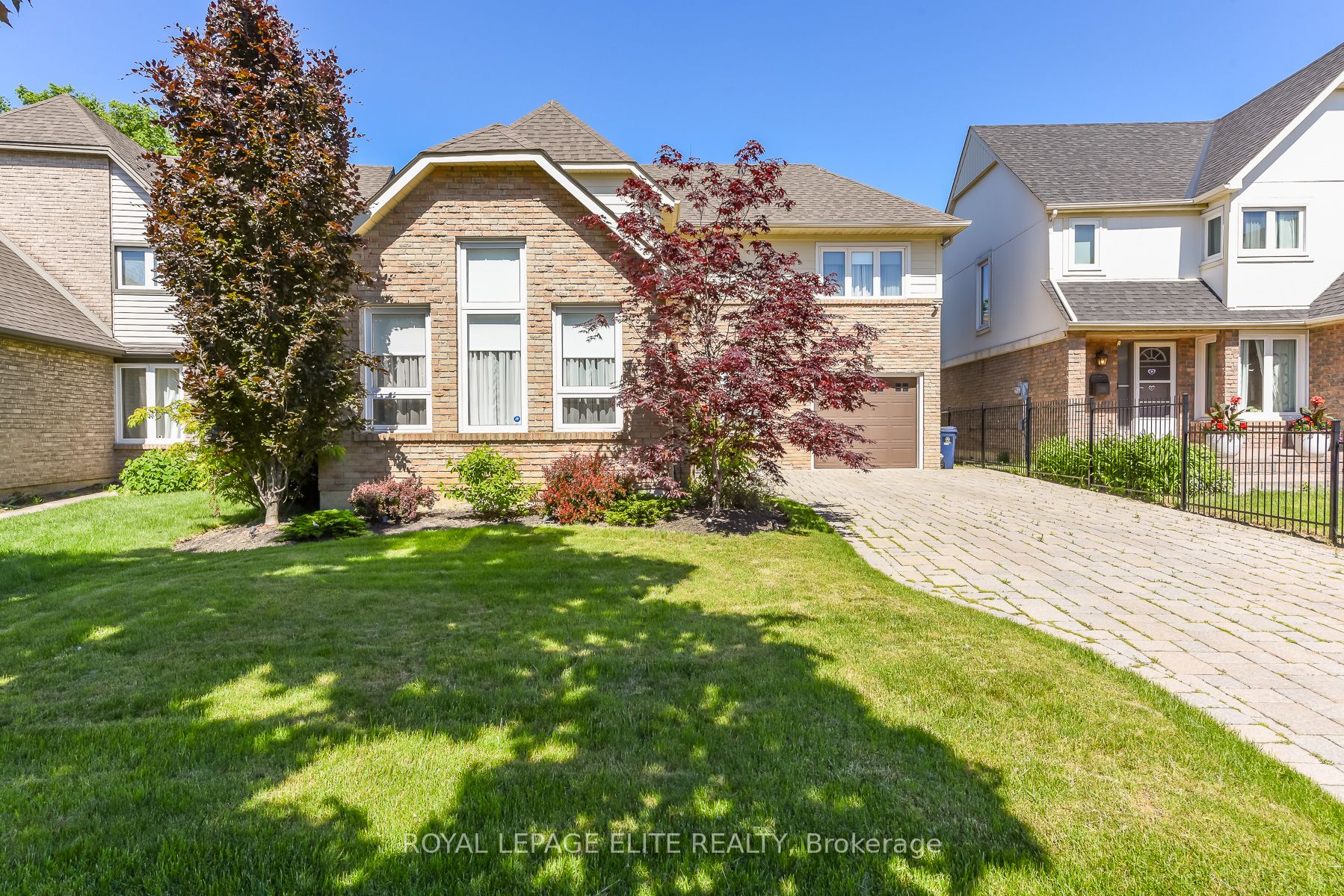 67 Elmbrook Crescent