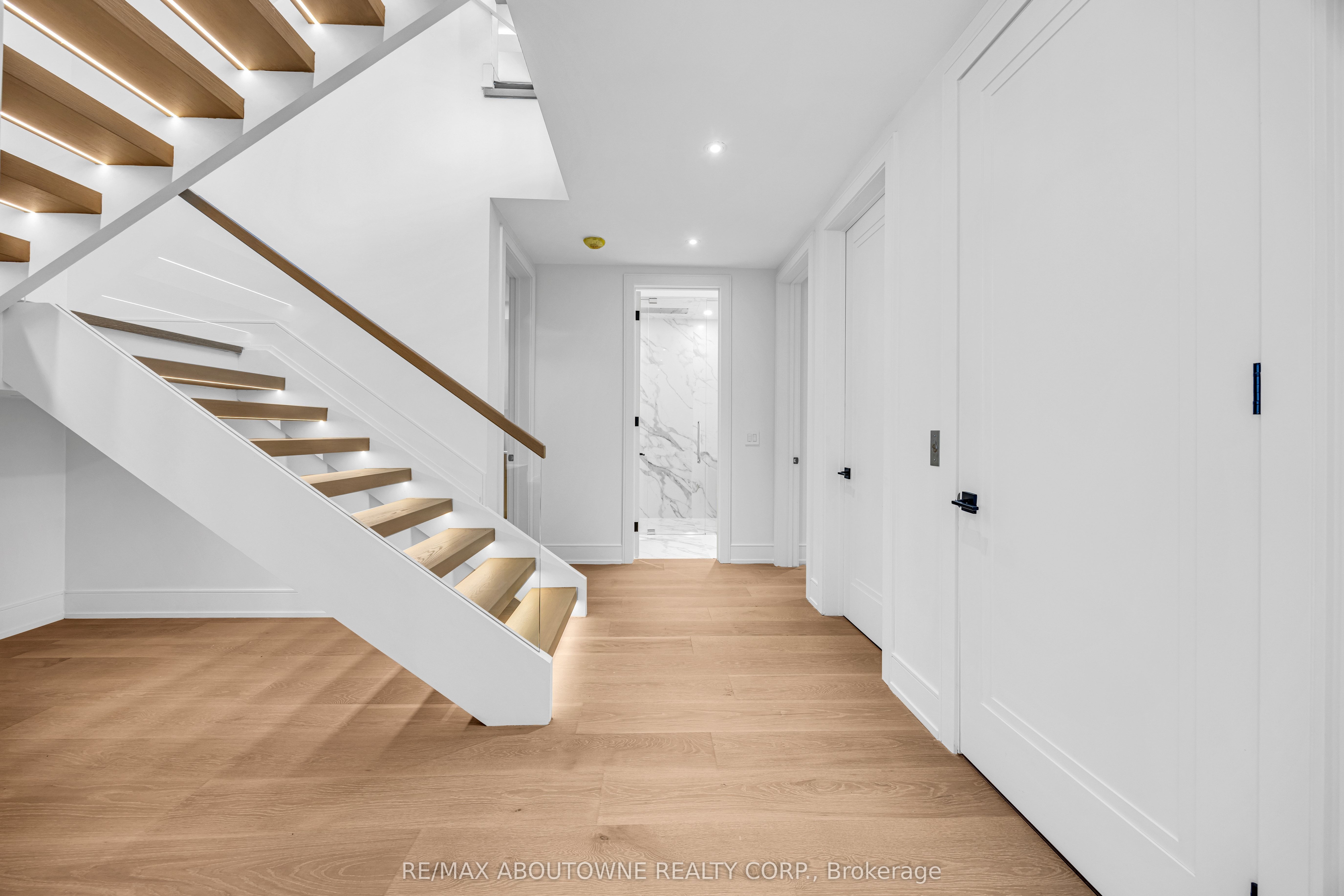 152 Third Line Property Photo 37
