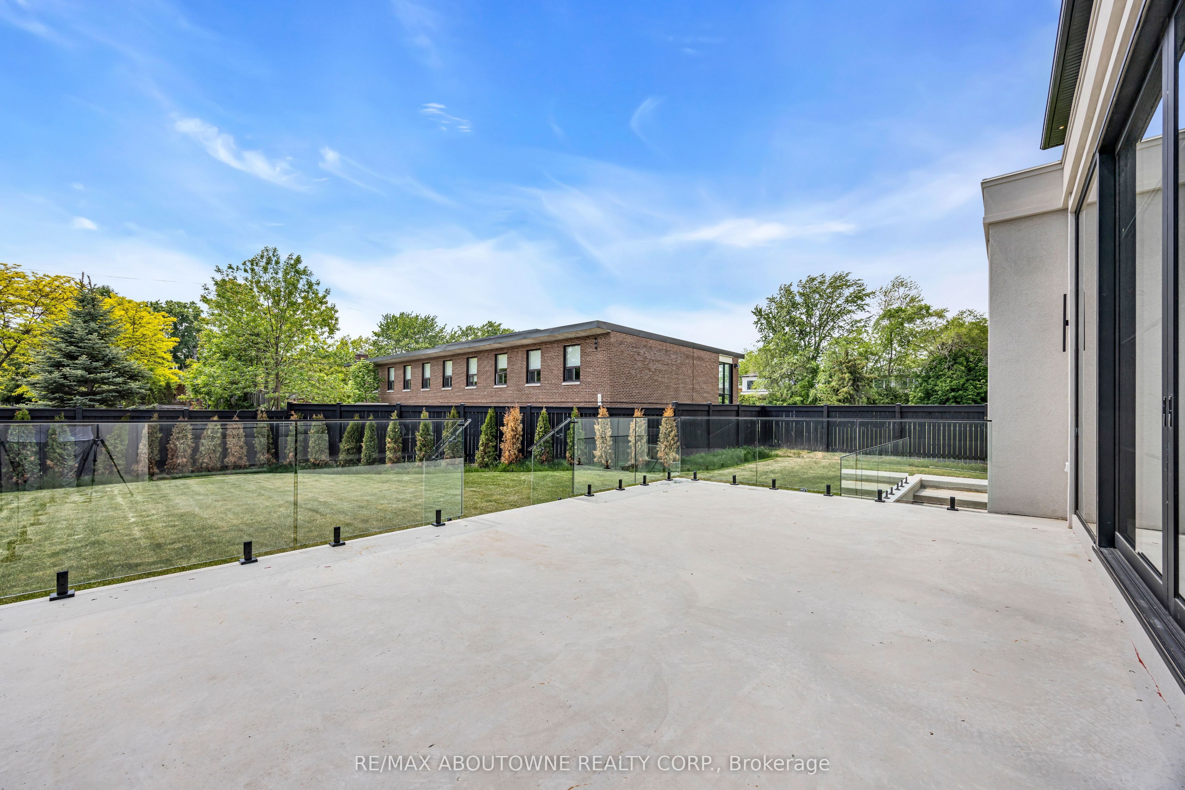 152 Third Line Property Photo 45