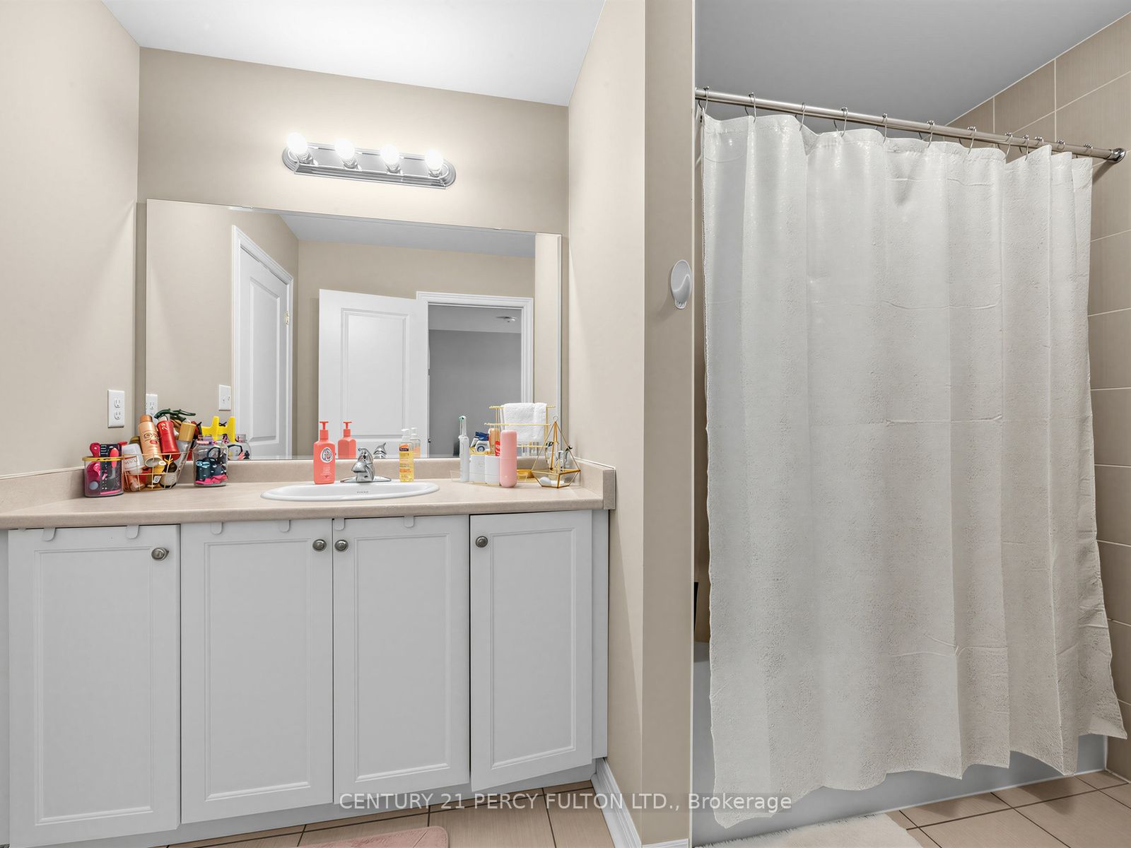 54 Farringdon Crescent Property Photo 22