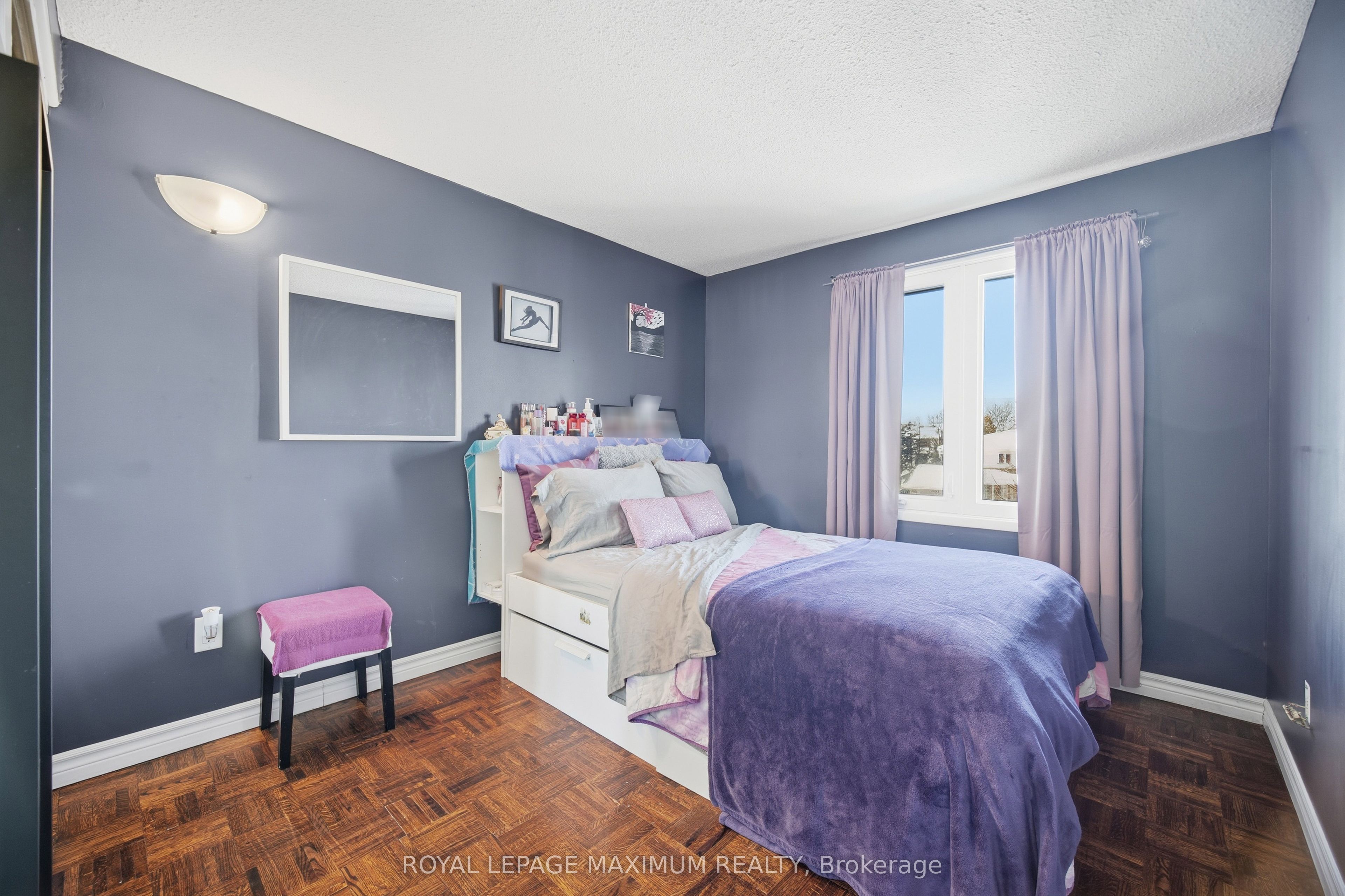 7493 Bybrook Drive Property Photo 14