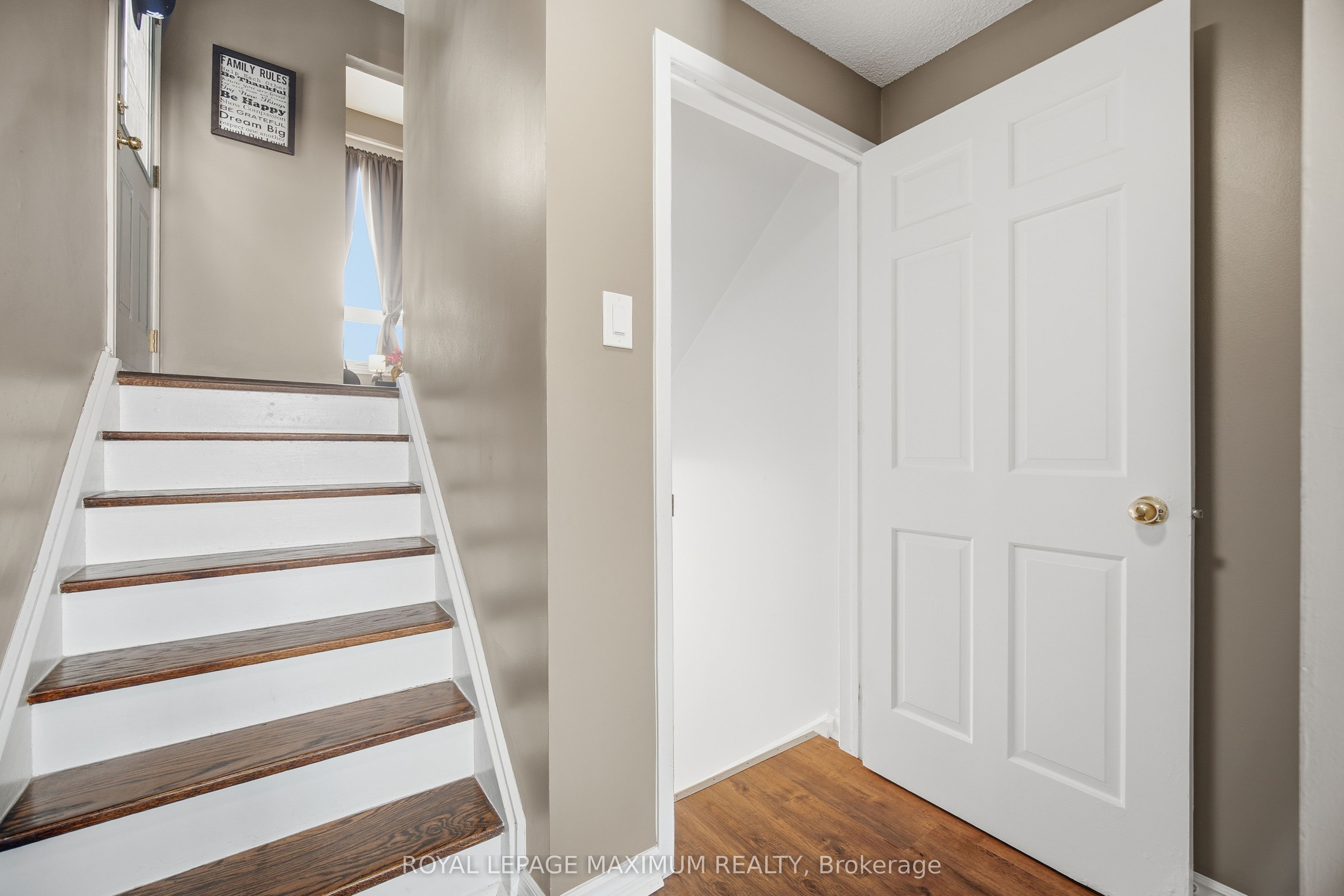 7493 Bybrook Drive Property Photo 19