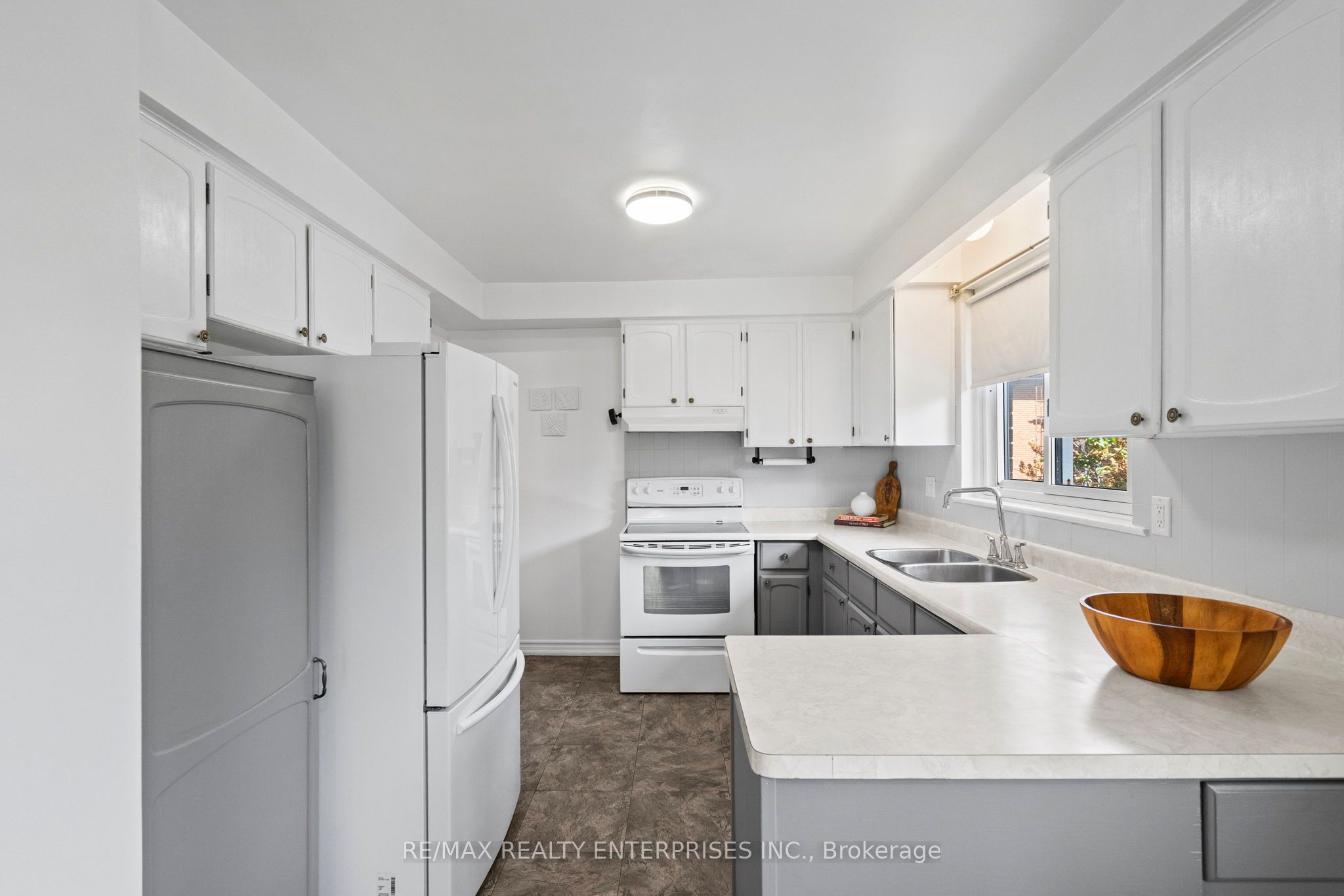 1083 Melton Drive Property Photo 13