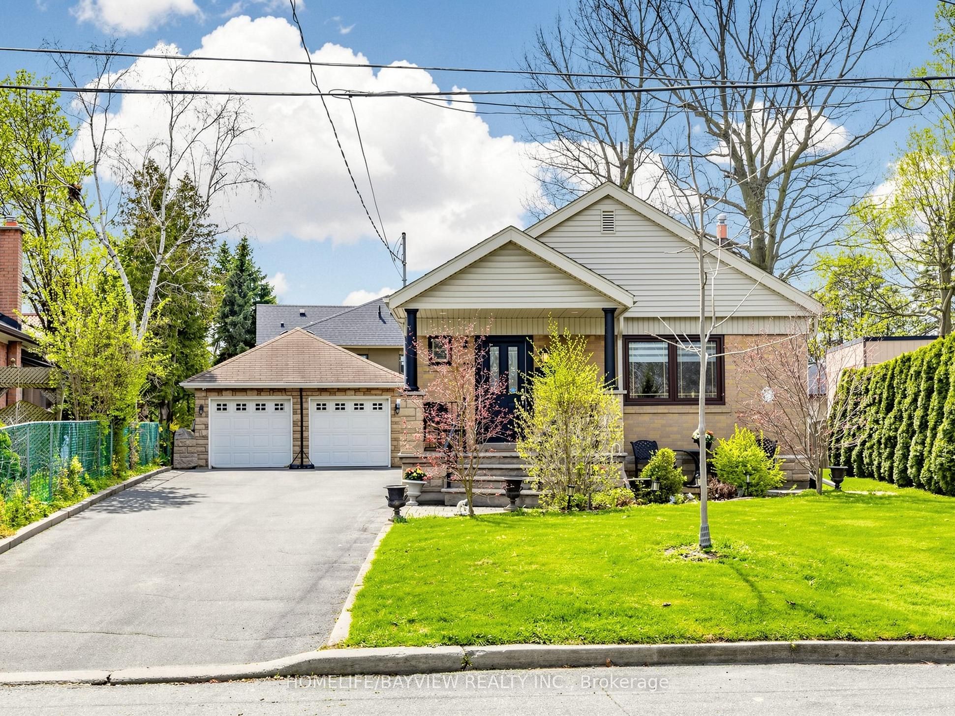 10 Woolton Crescent Property Photo 1