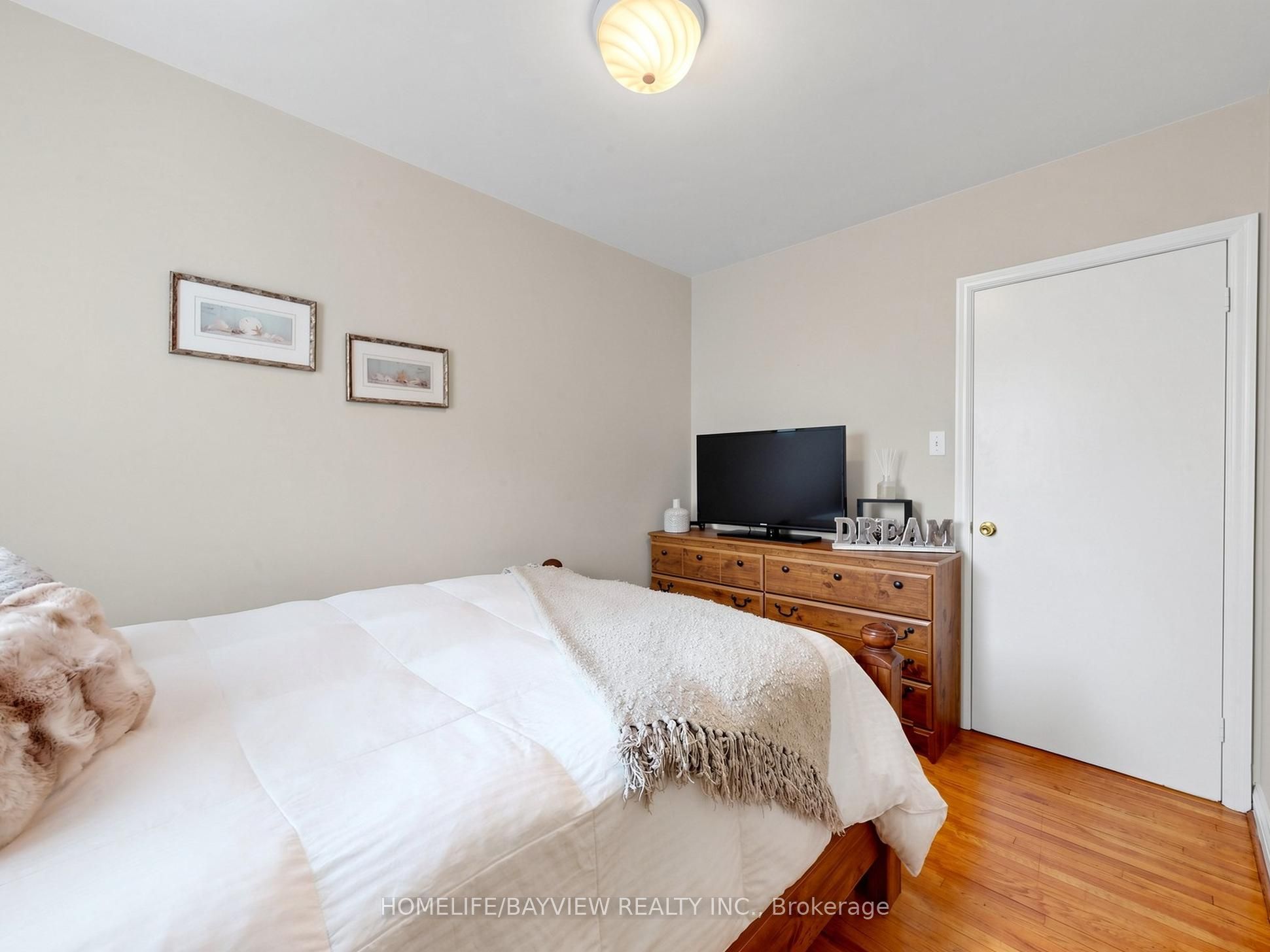 10 Woolton Crescent Property Photo 19