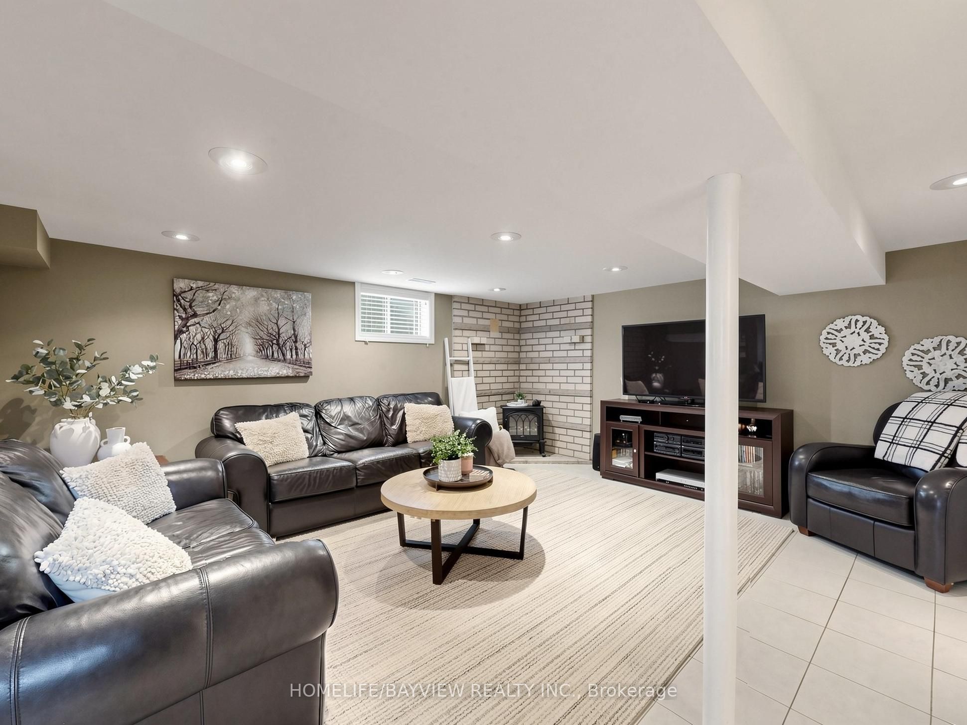 10 Woolton Crescent Property Photo 25