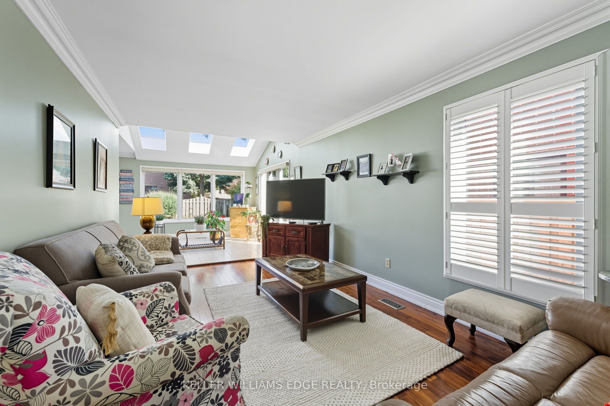 3043 Vanderbilt Road Property Photo 12