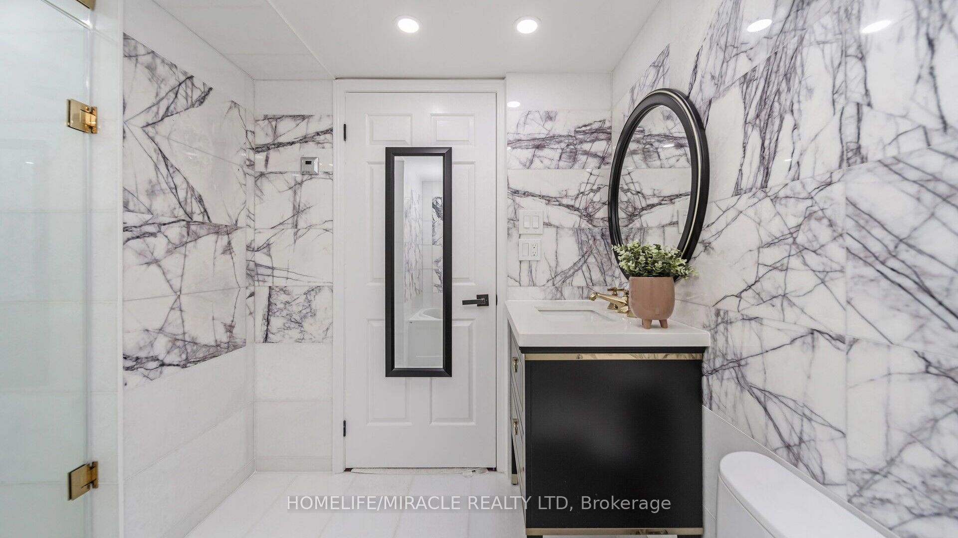 22 Hanover Road 510 Property Photo 29