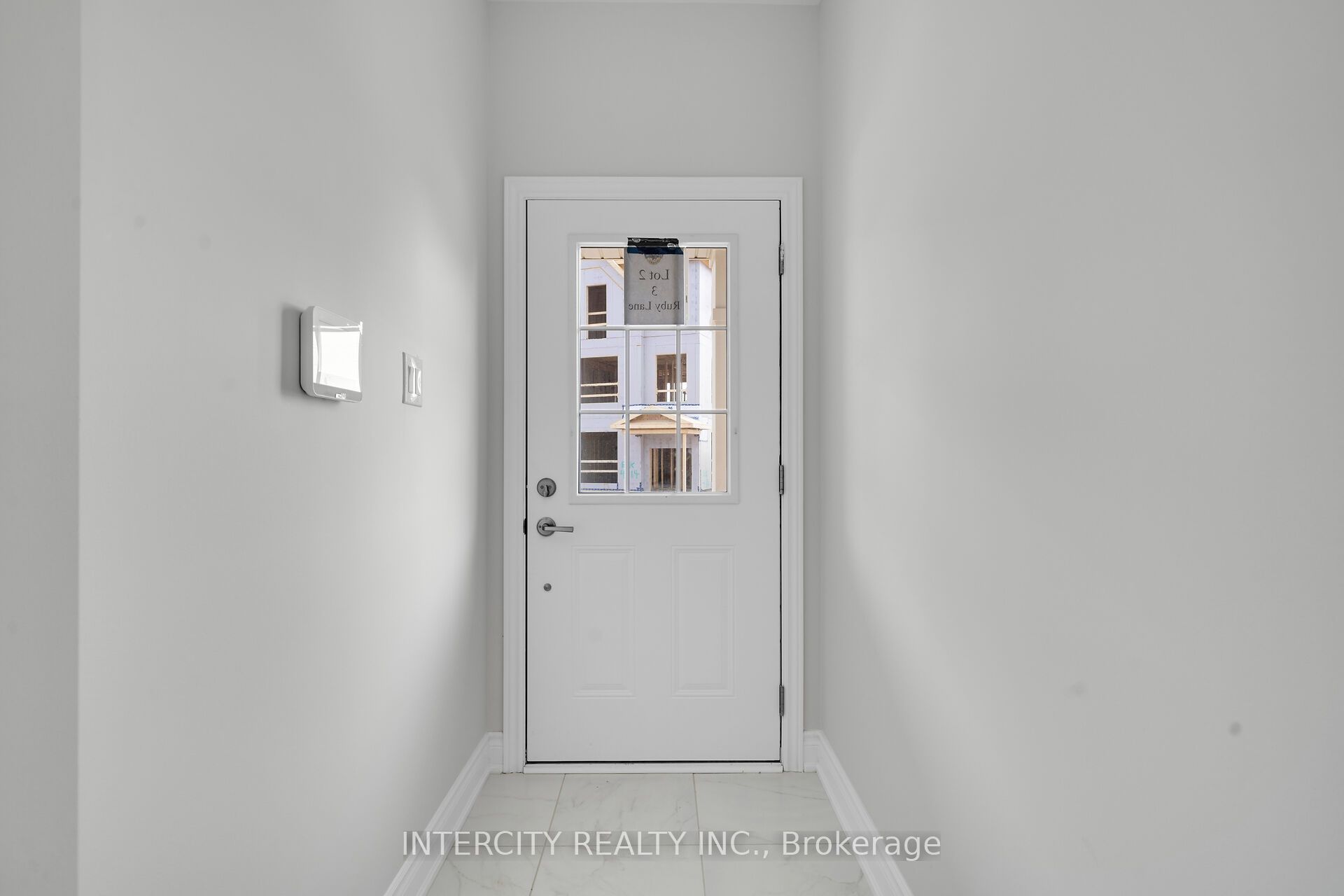 3 Ruby Lane Property Photo 3