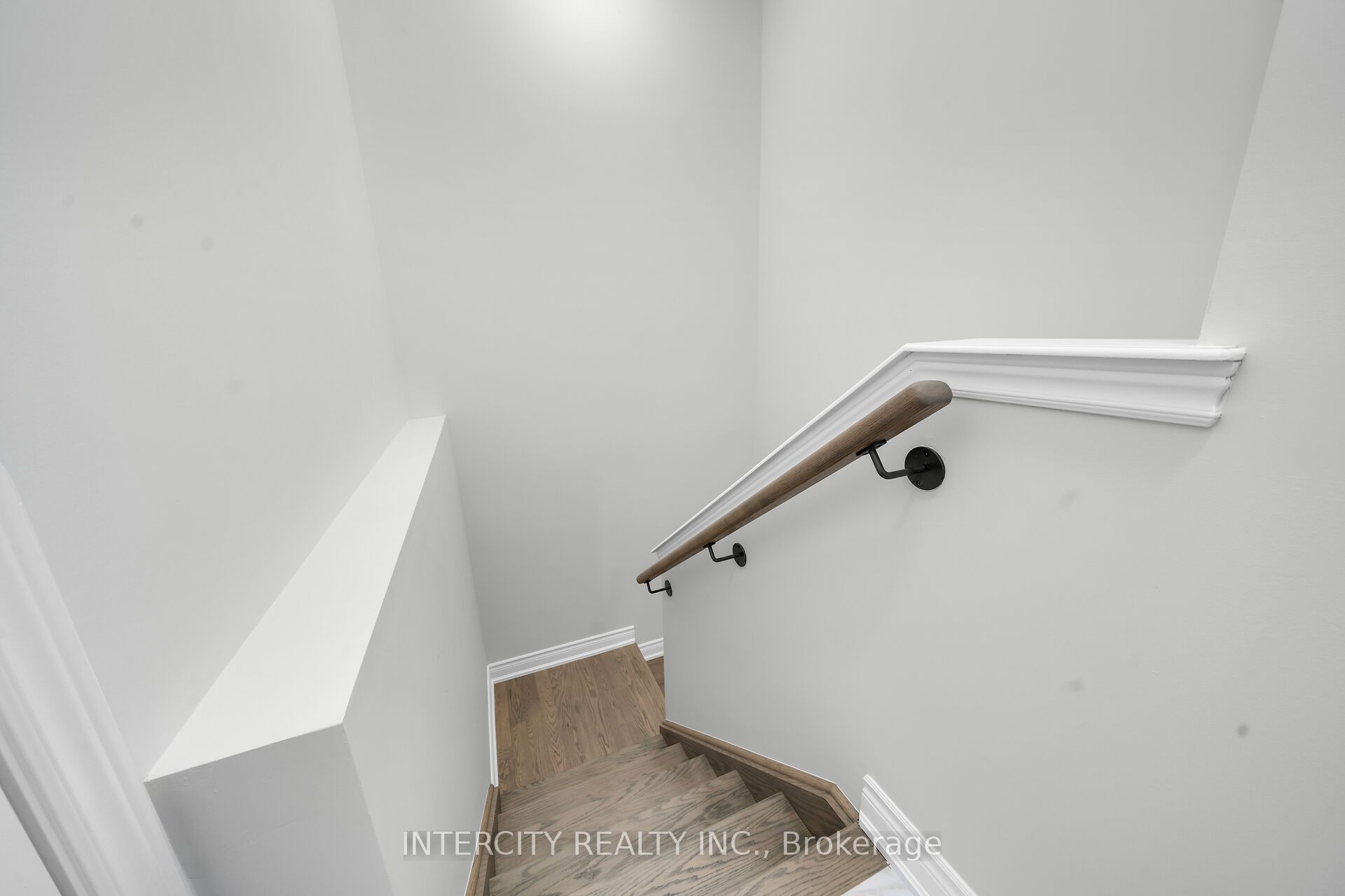 3 Ruby Lane Property Photo 22