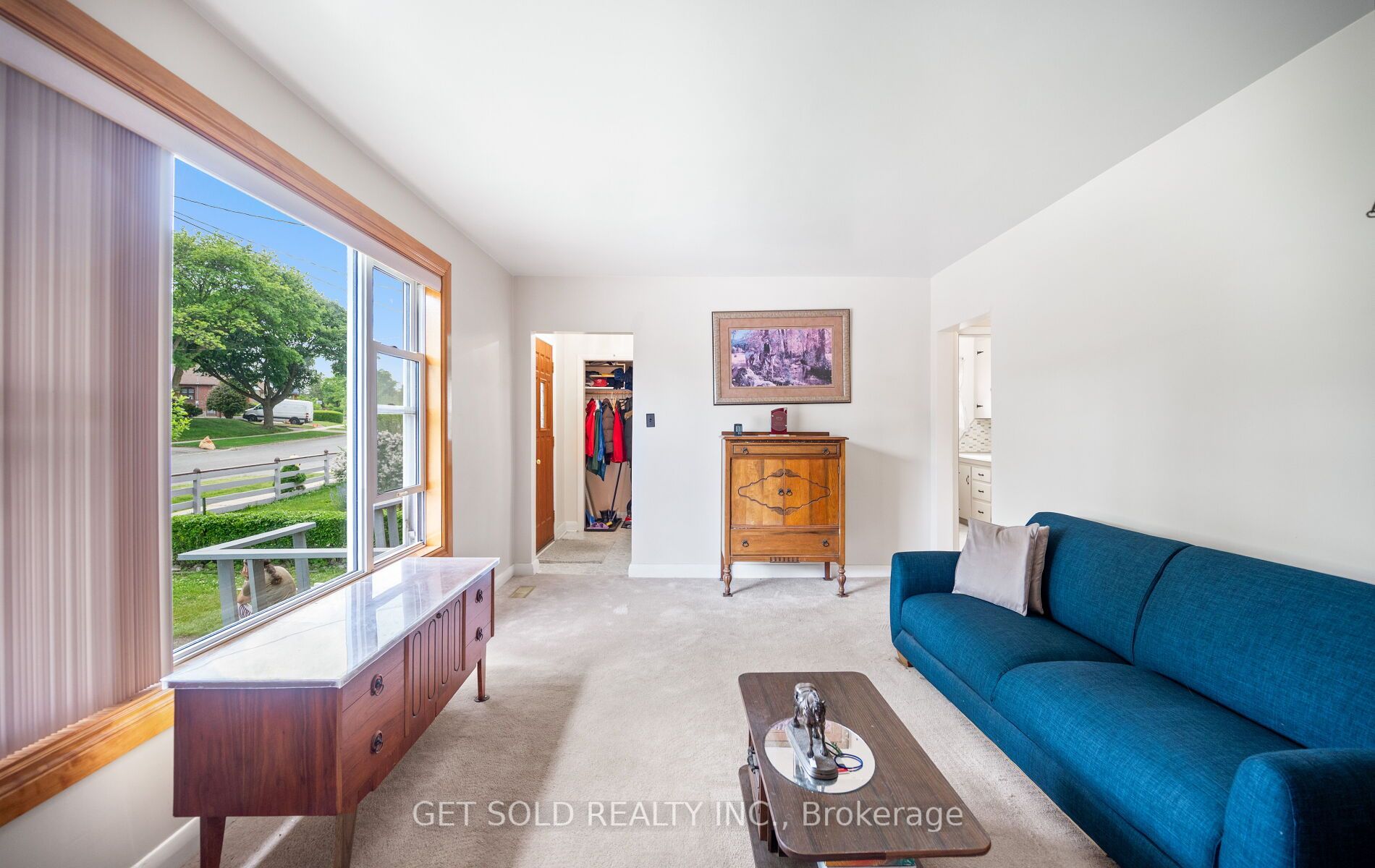 131 Clearbrooke Circle Property Photo 8