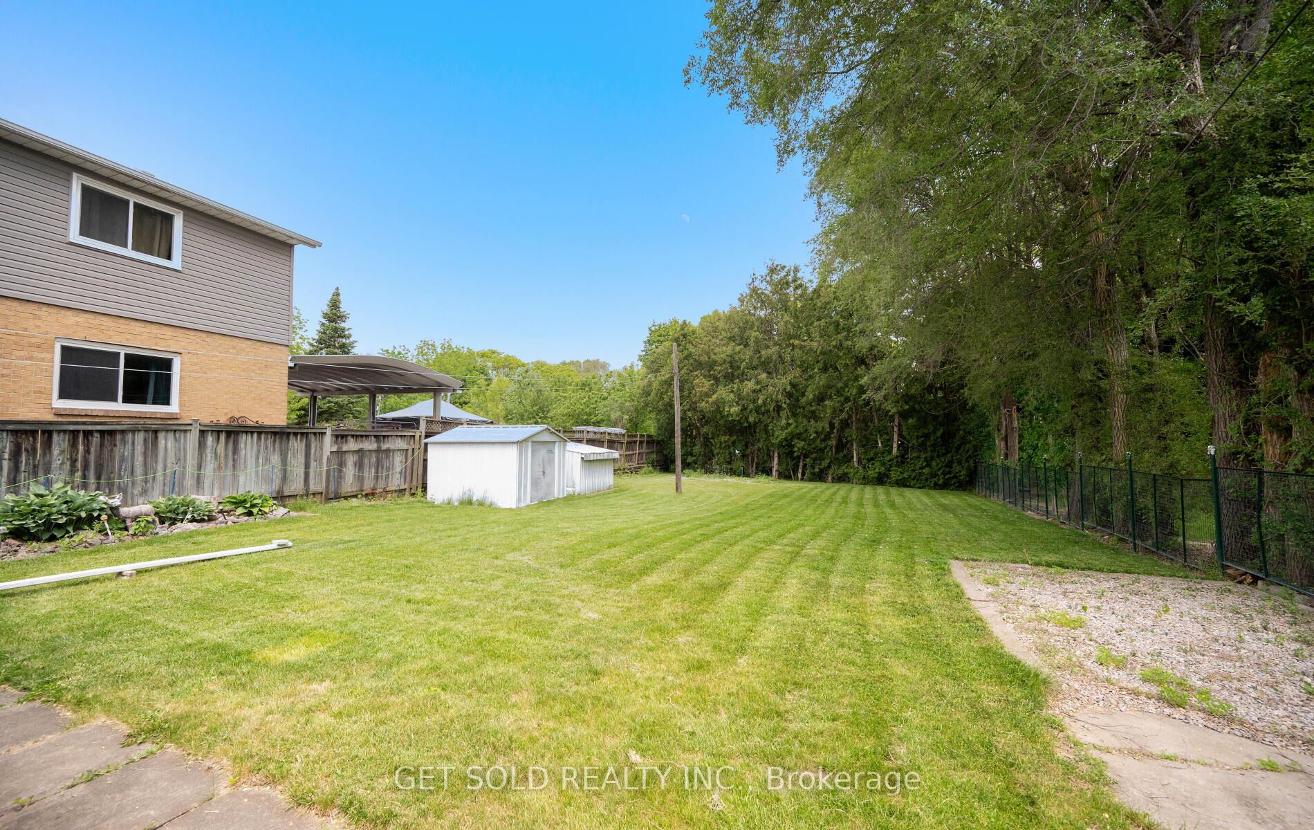 131 Clearbrooke Circle Property Photo 33
