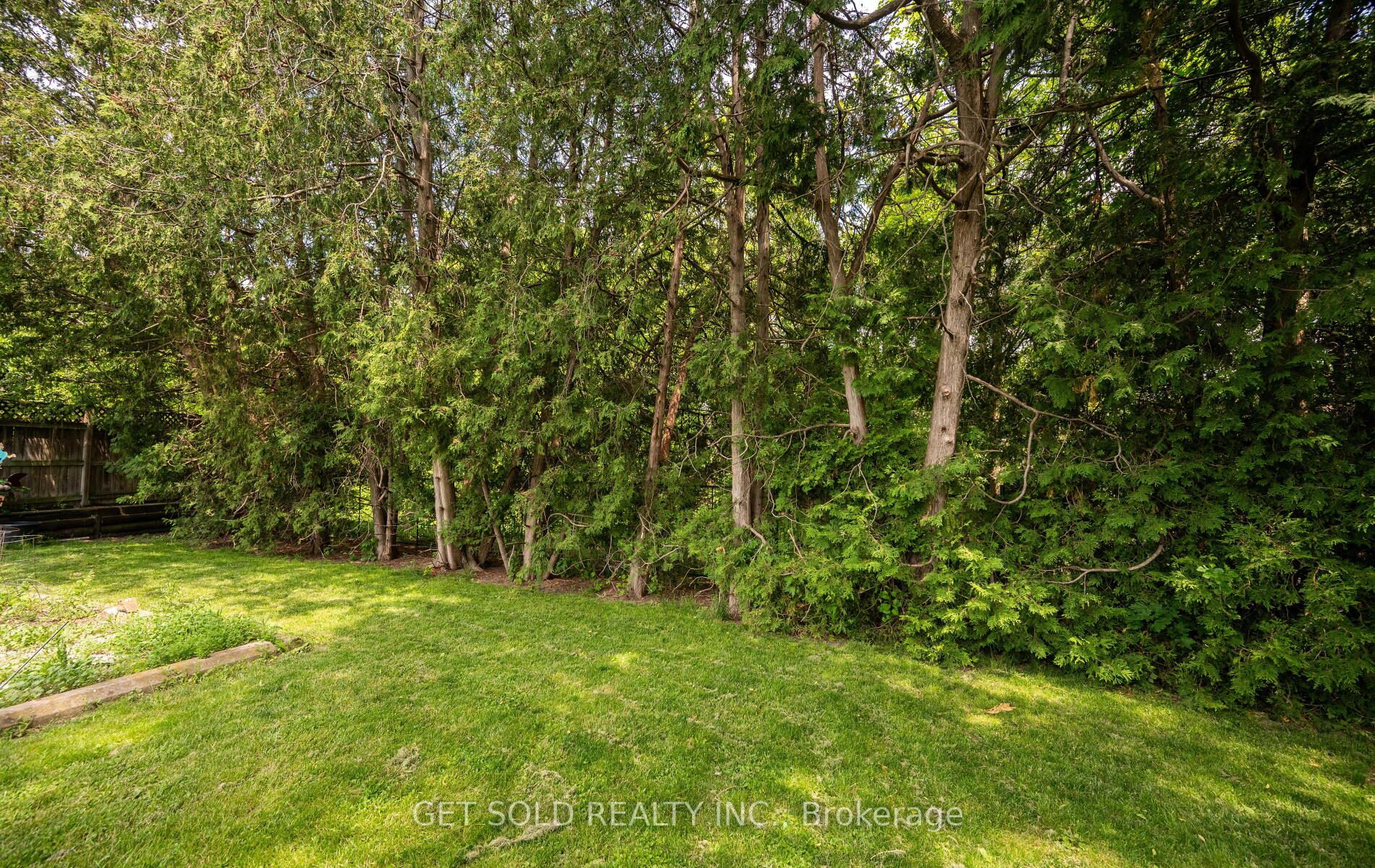 131 Clearbrooke Circle Property Photo 34