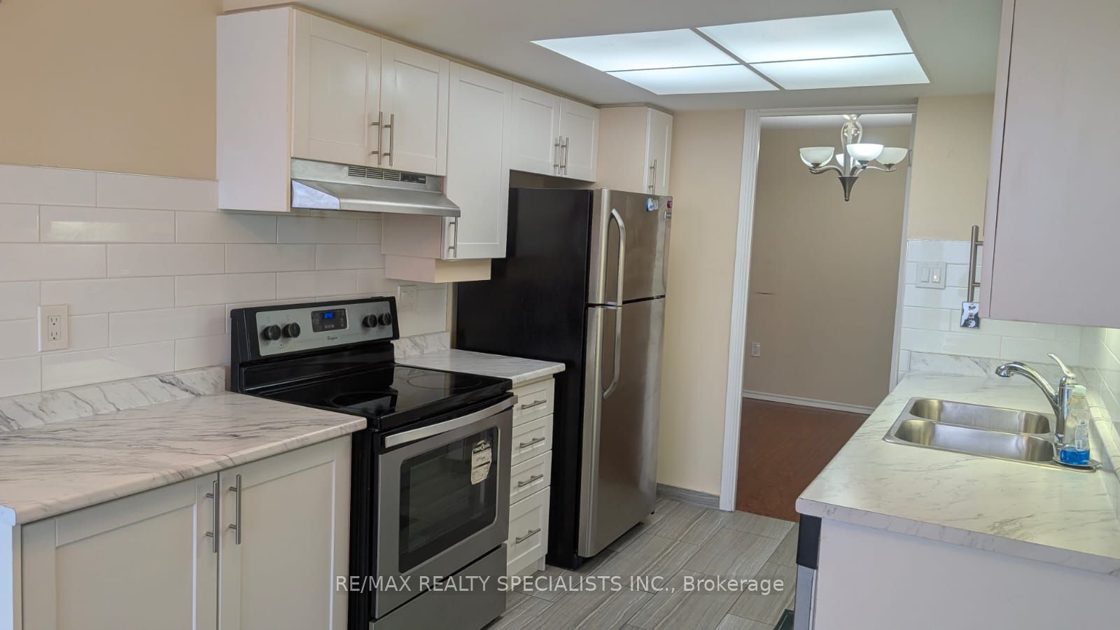 20 Cherrytree Drive 505 Property Photo 1