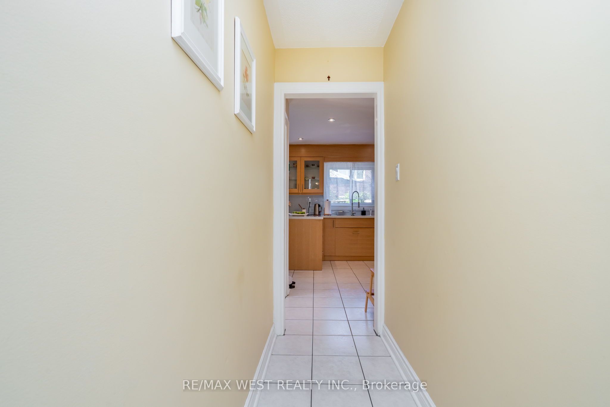 1216 Leewood Drive Property Photo 14
