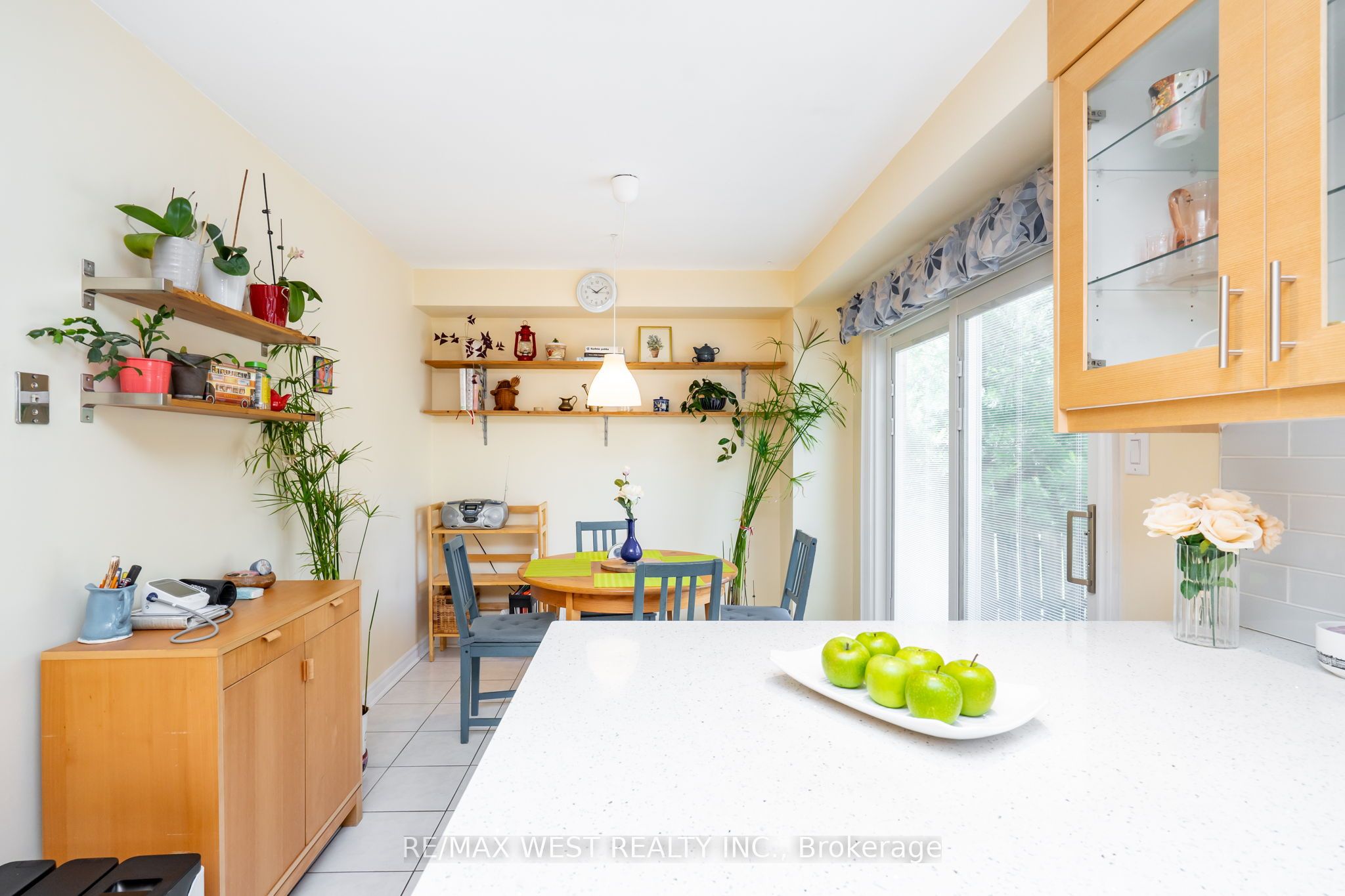 1216 Leewood Drive Property Photo 19