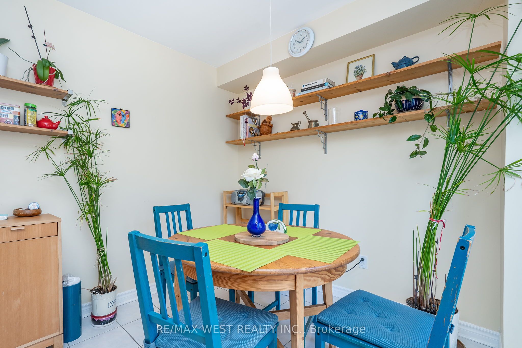 1216 Leewood Drive Property Photo 21