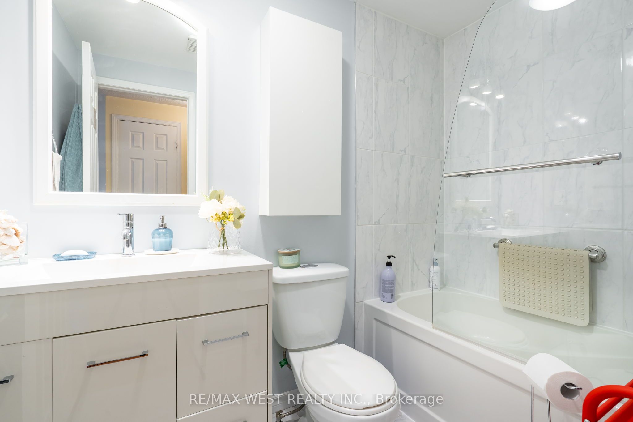 1216 Leewood Drive Property Photo 33