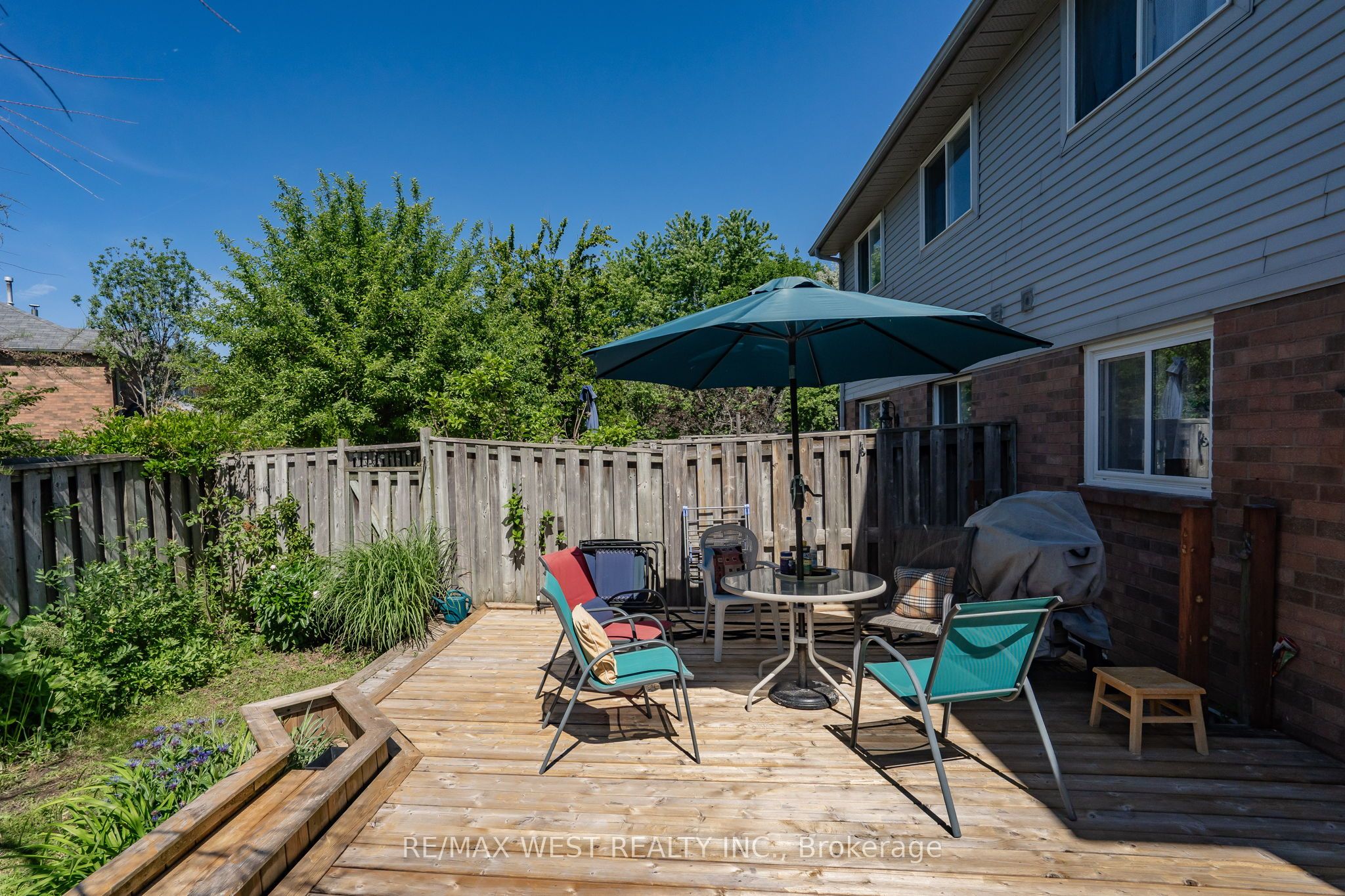 1216 Leewood Drive Property Photo 42