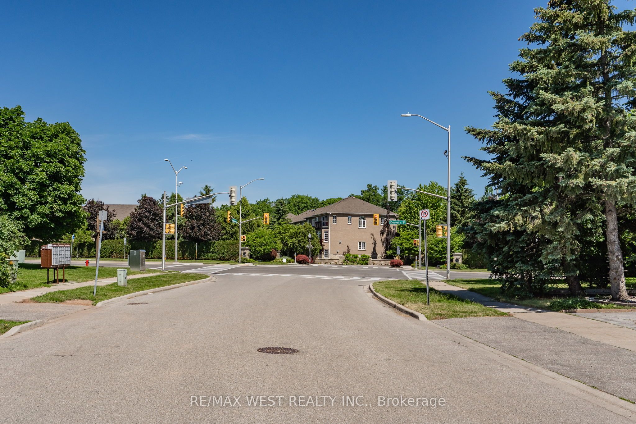 1216 Leewood Drive Property Photo 43