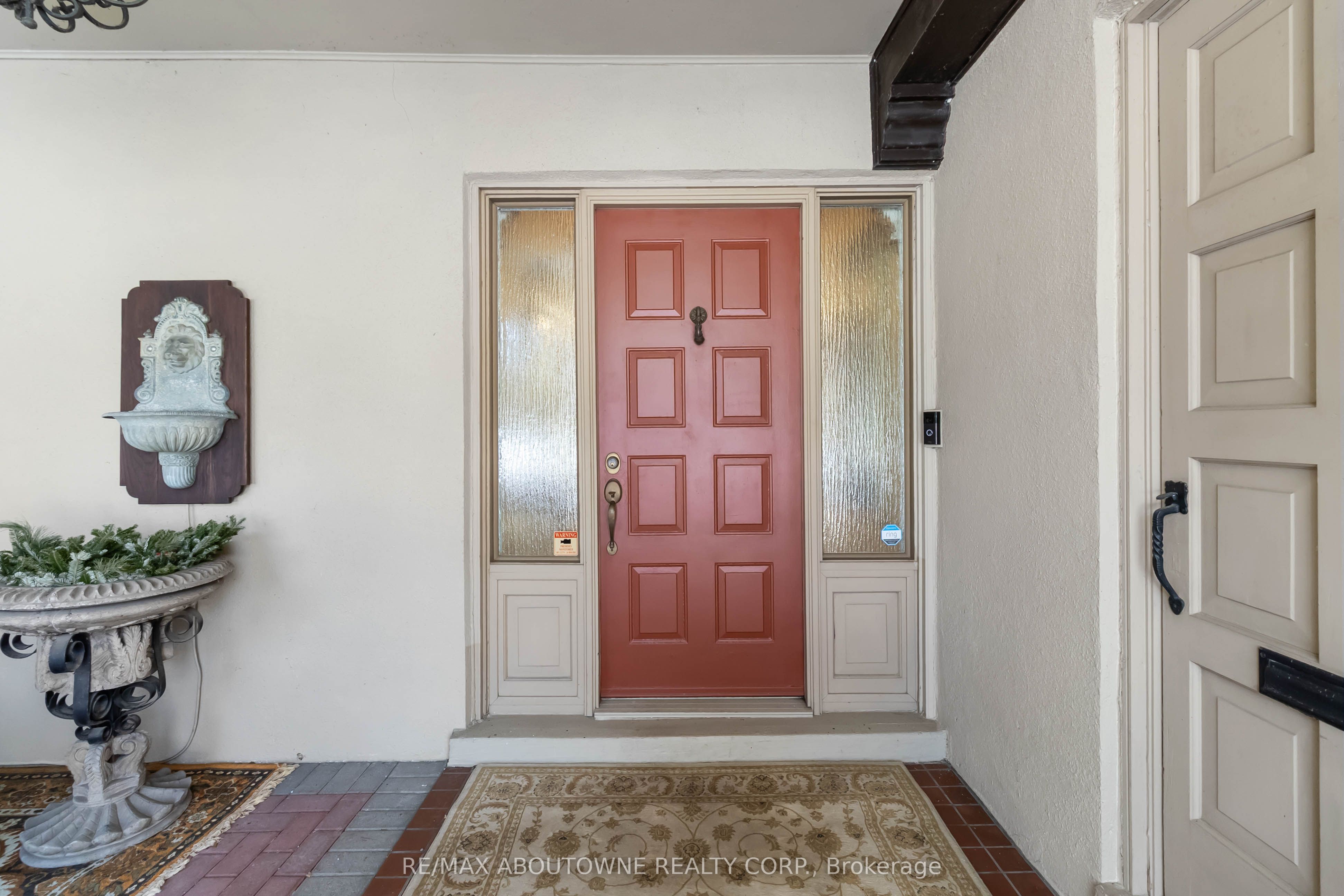 150 Cairncroft Road Property Photo 7