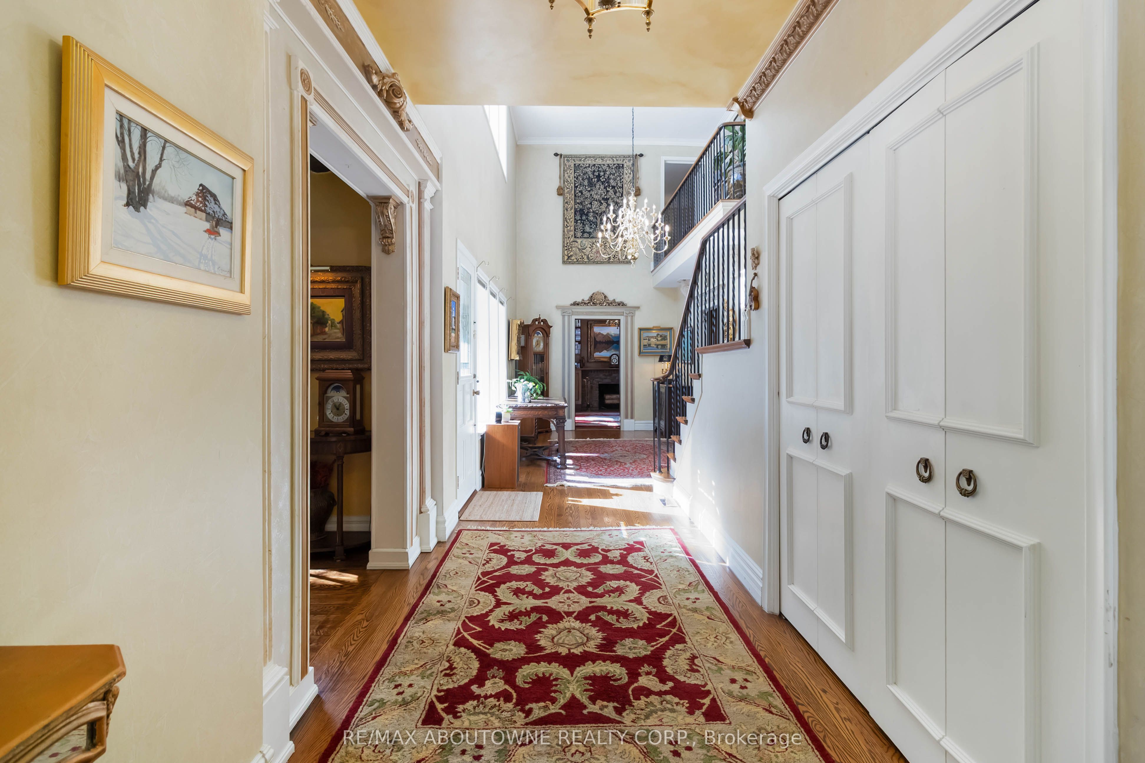 150 Cairncroft Road Property Photo 8