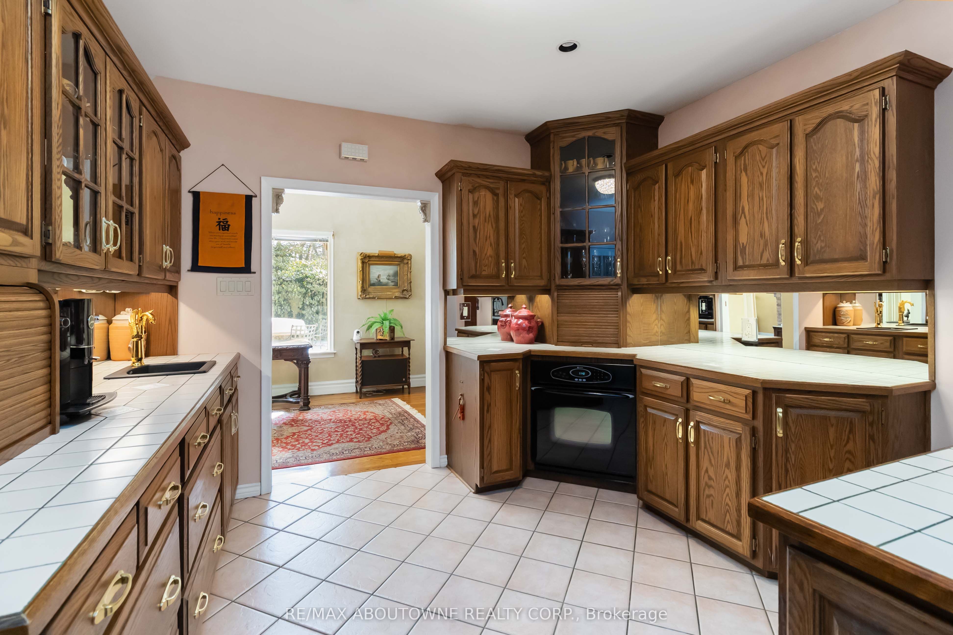 150 Cairncroft Road Property Photo 14