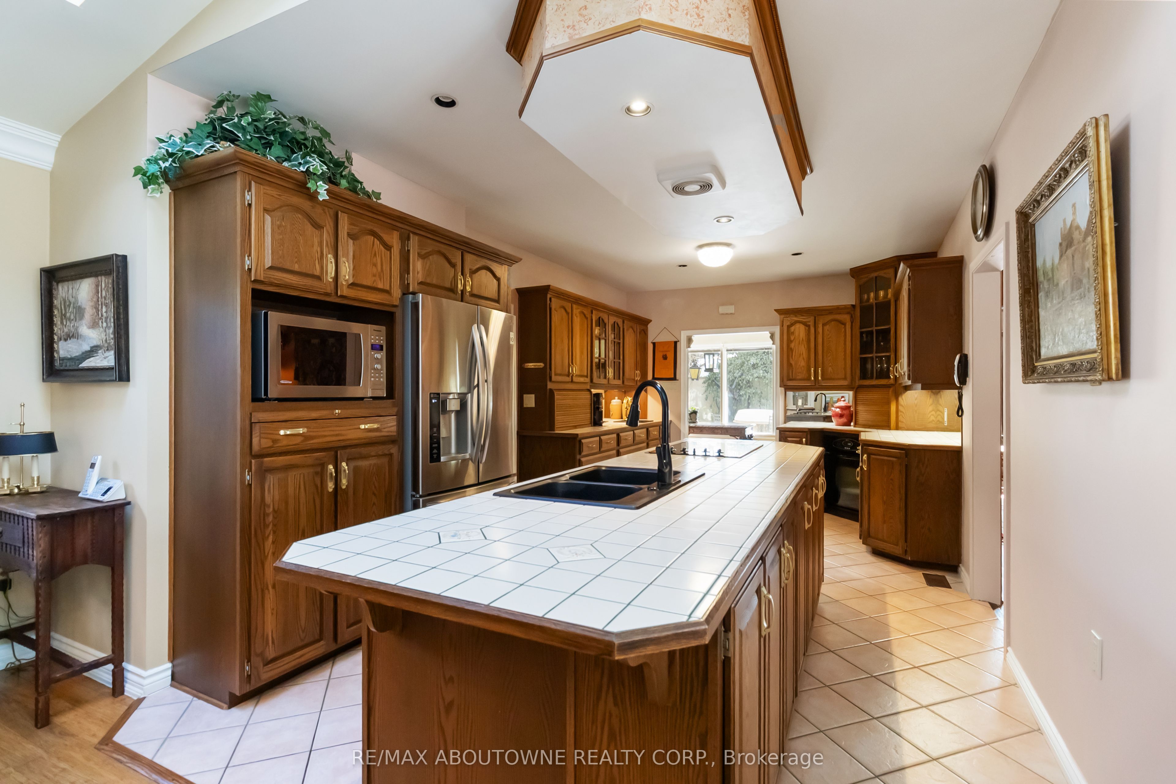 150 Cairncroft Road Property Photo 15