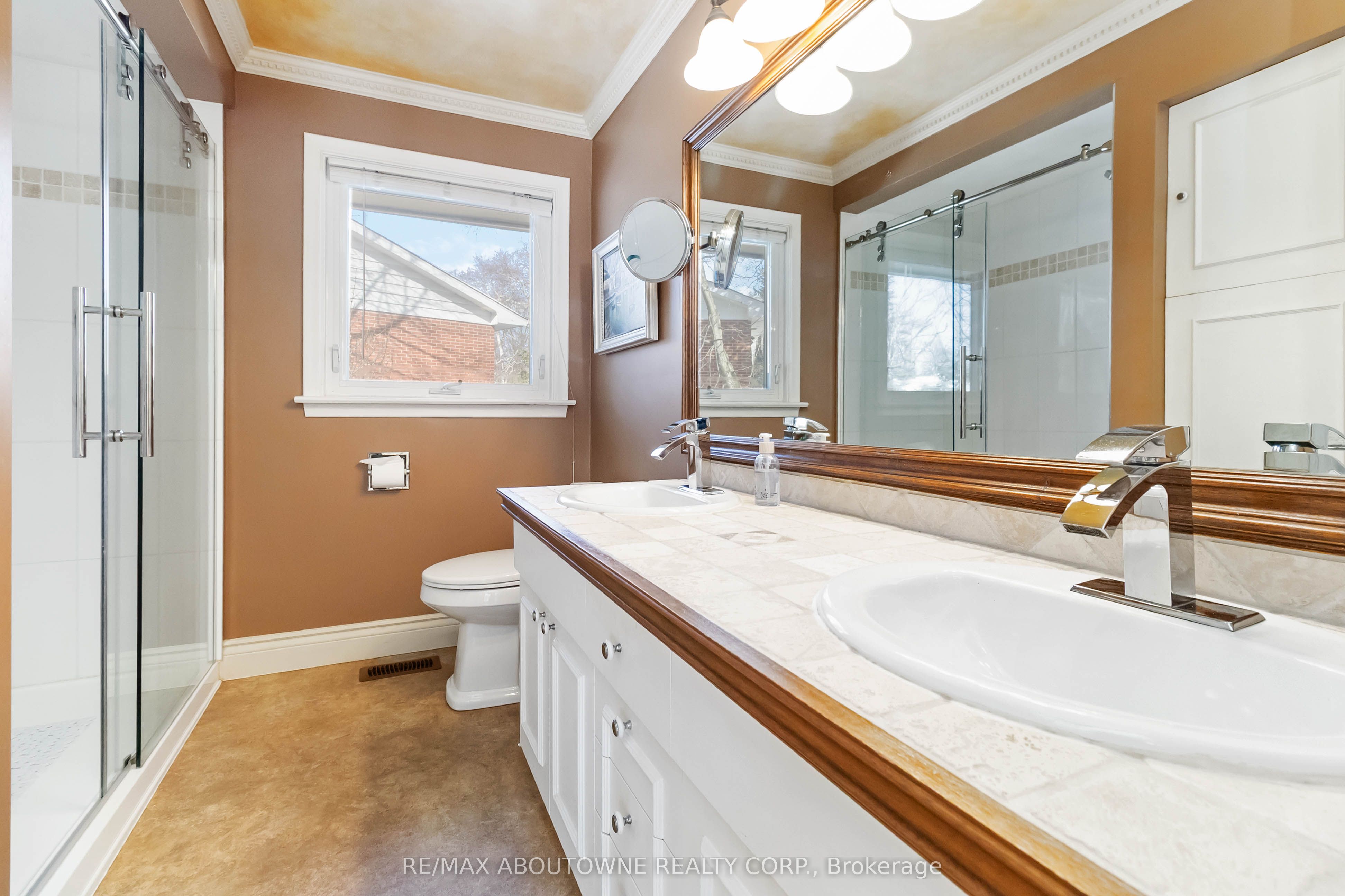 150 Cairncroft Road Property Photo 35