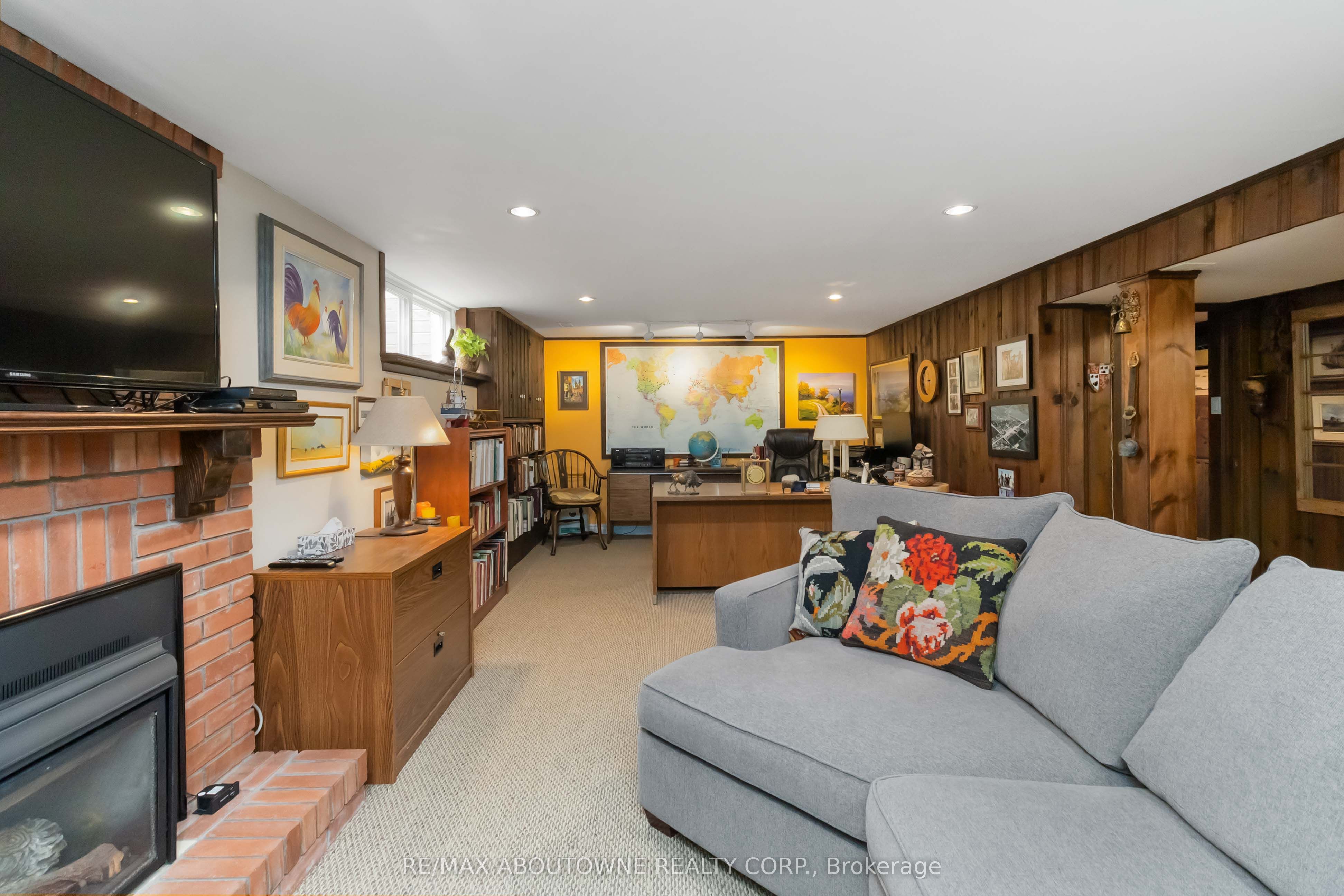 150 Cairncroft Road Property Photo 37