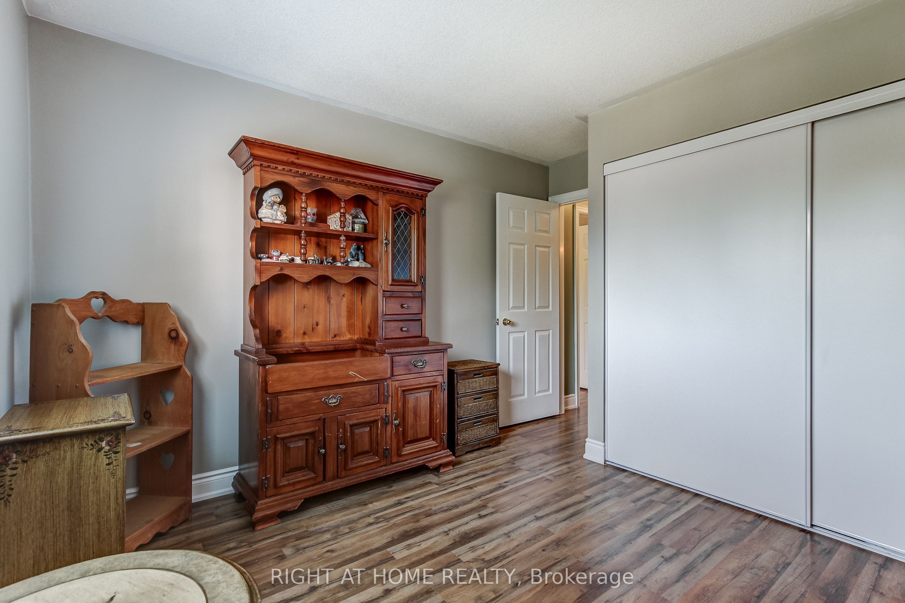 406 Levanna Lane Property Photo 24
