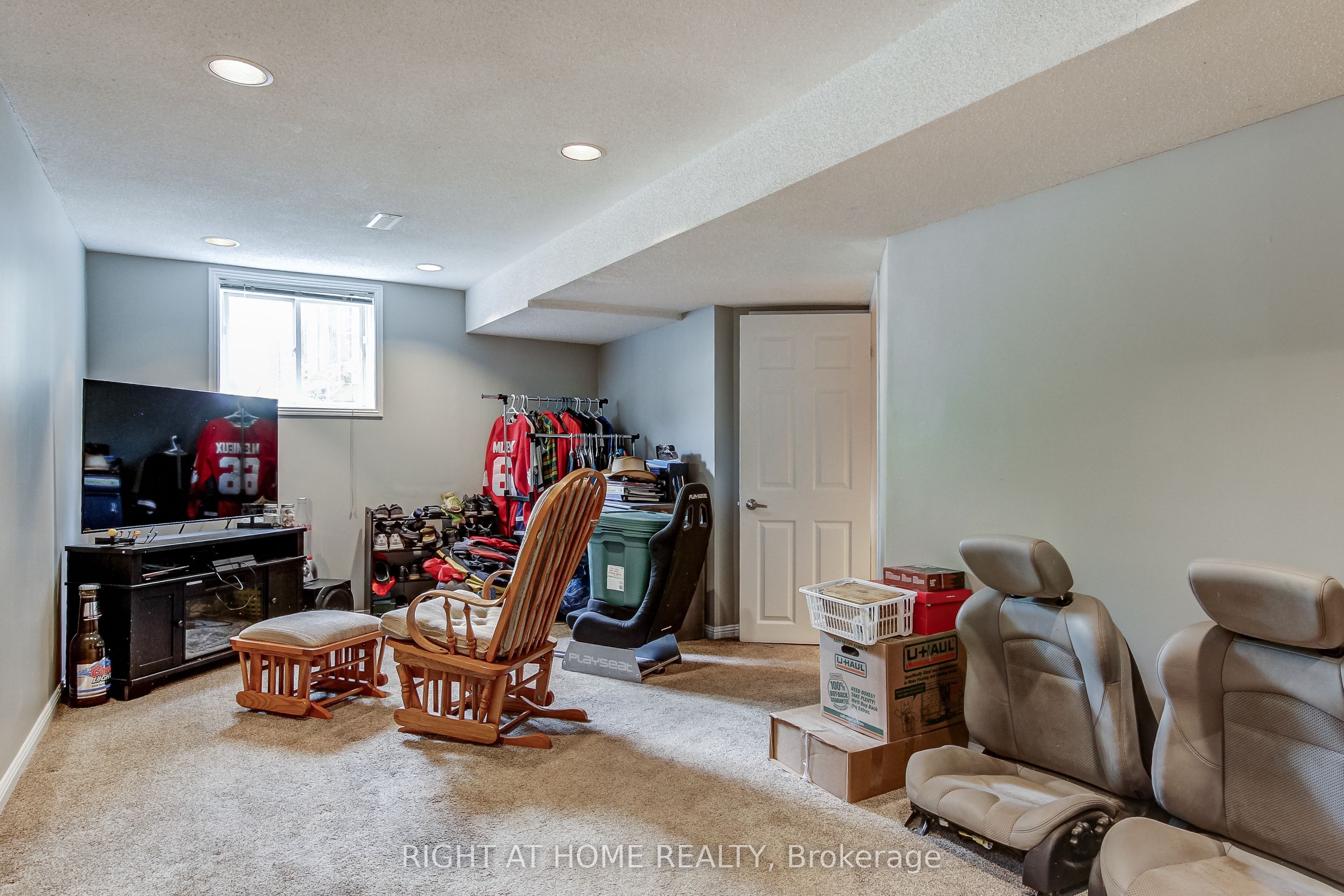406 Levanna Lane Property Photo 31