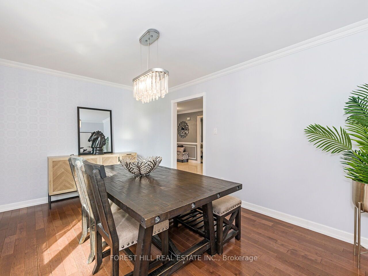 4174 Rossland Crescent Property Photo 15
