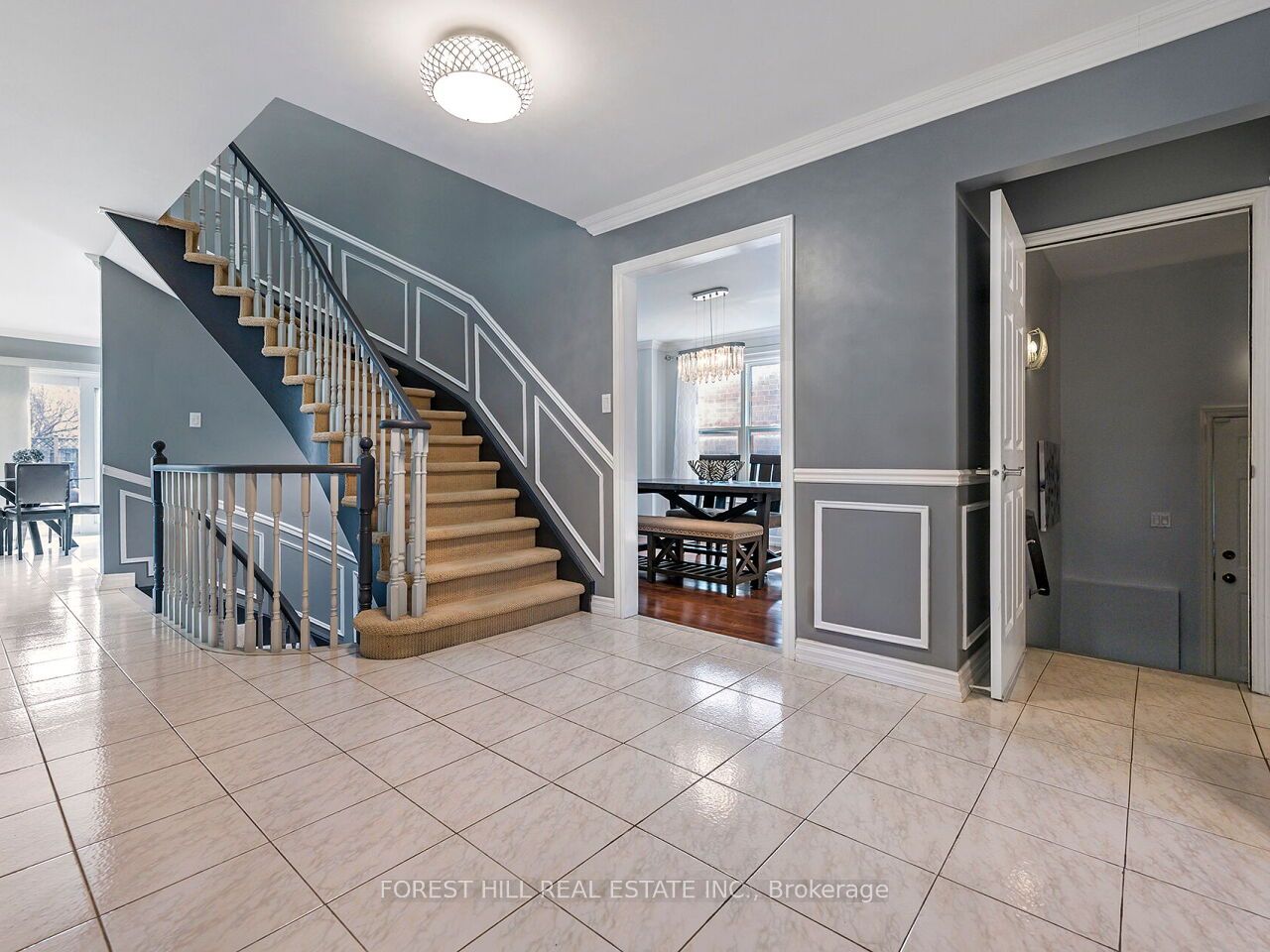 4174 Rossland Crescent Property Photo 18