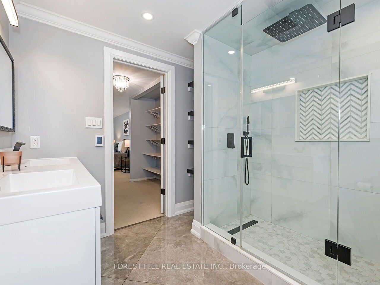 4174 Rossland Crescent Property Photo 22