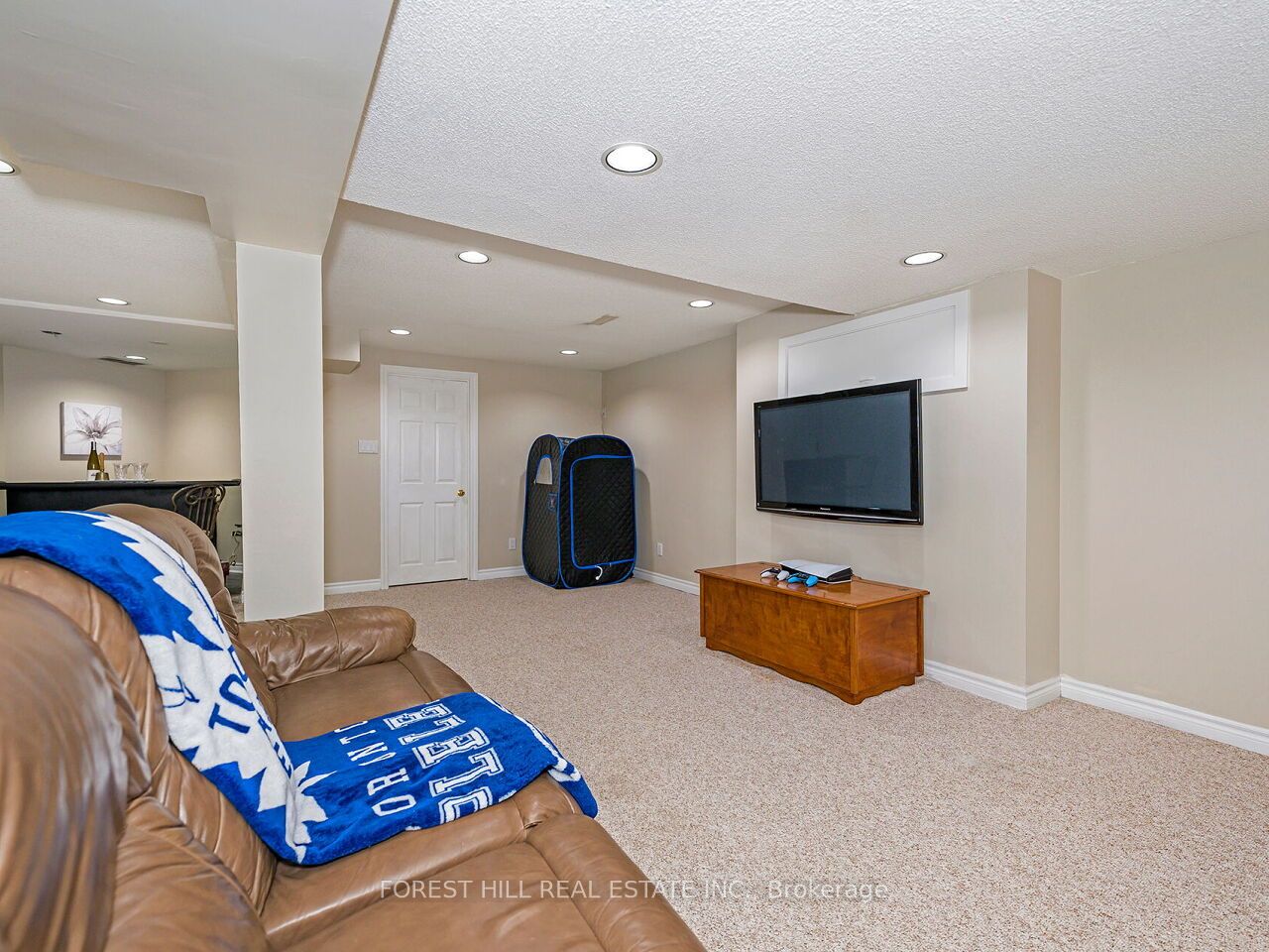 4174 Rossland Crescent Property Photo 28