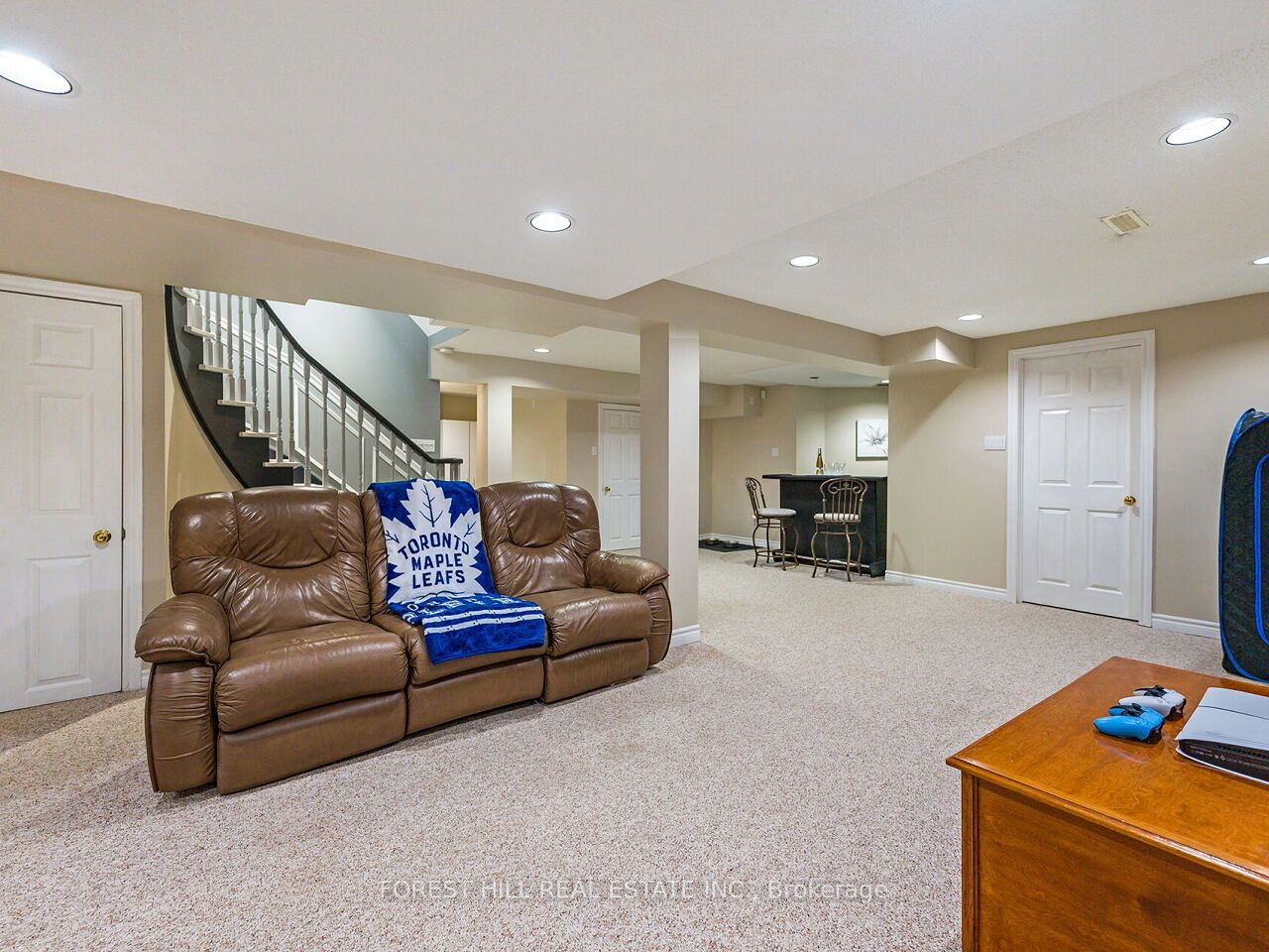 4174 Rossland Crescent Property Photo 29