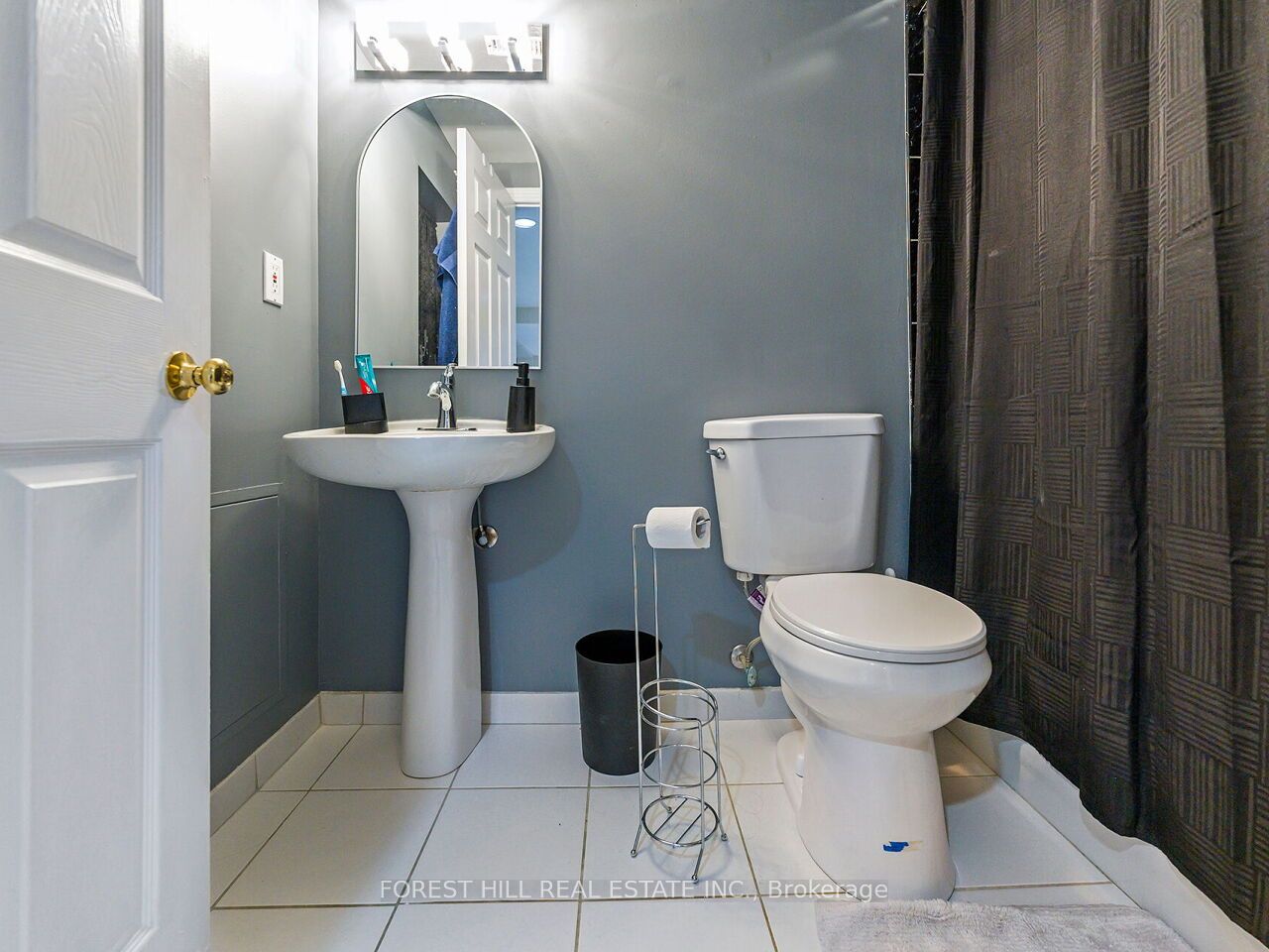 4174 Rossland Crescent Property Photo 32