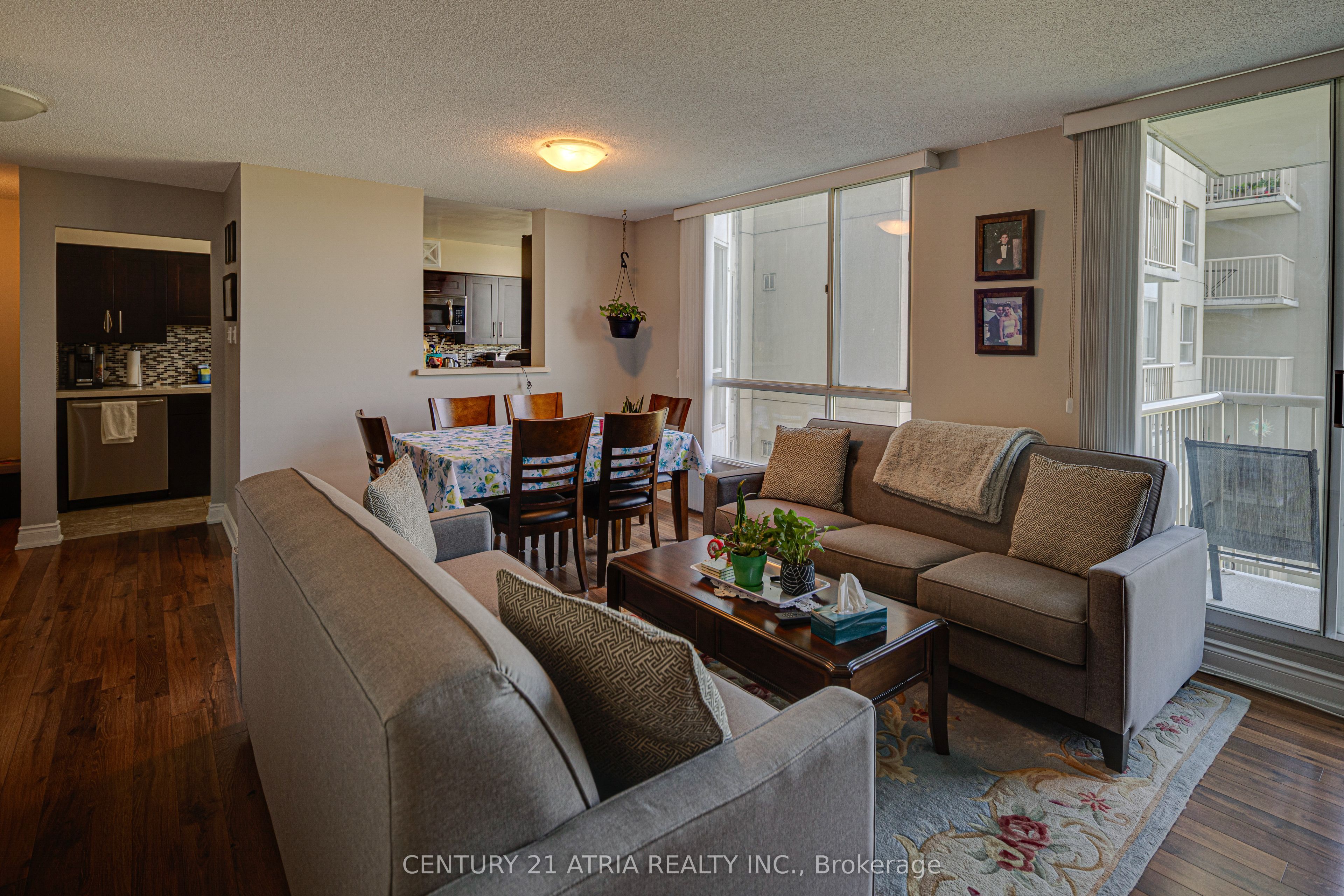 3077 Weston Road 606 Property Photo 1