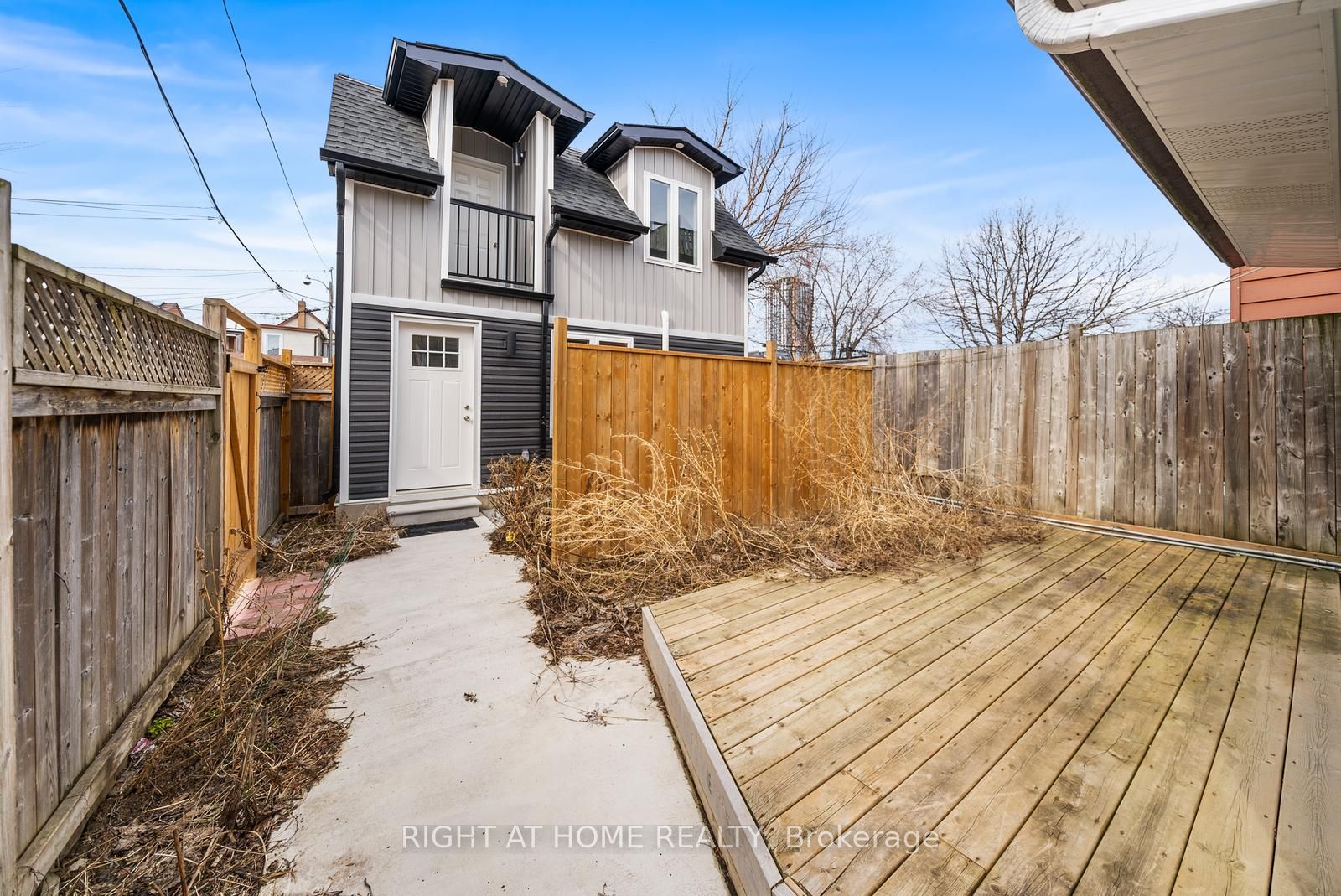 134 Millicent Street Property Photo 6