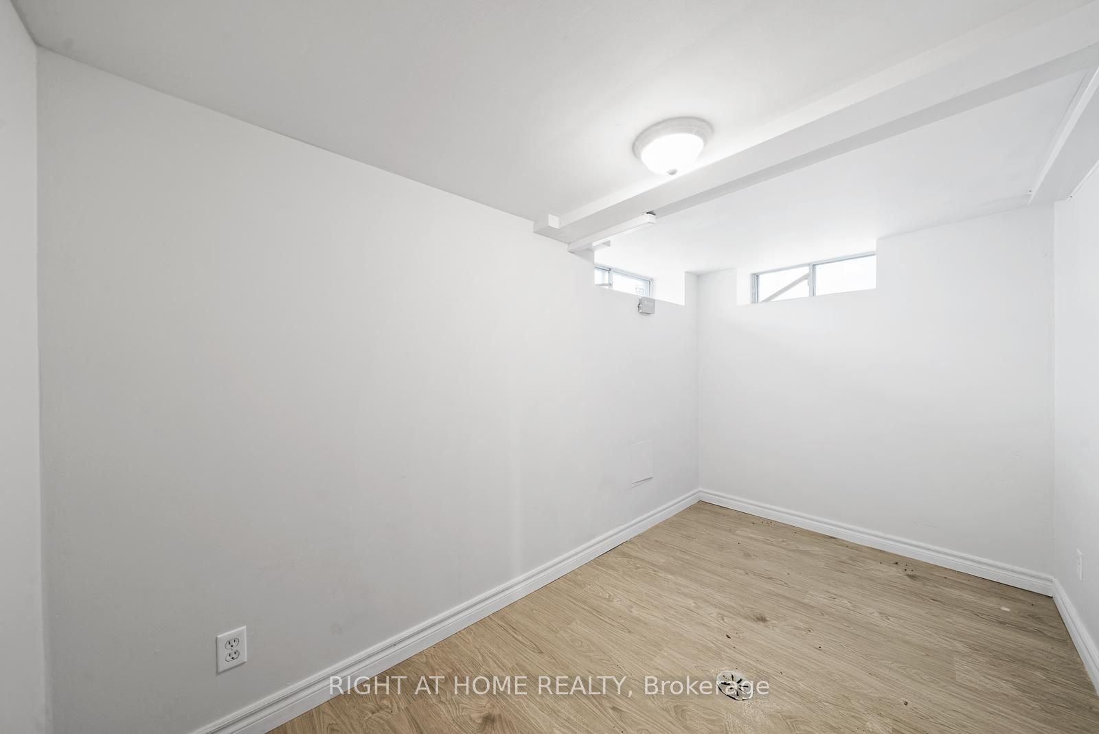 134 Millicent Street Property Photo 33