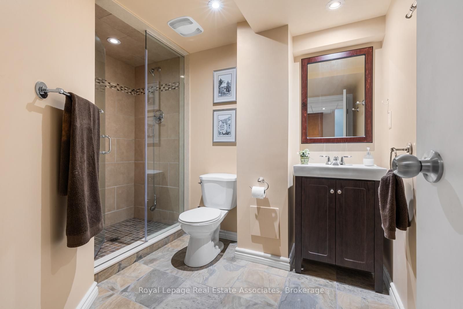 4107 Rolling Valley Drive Property Photo 31
