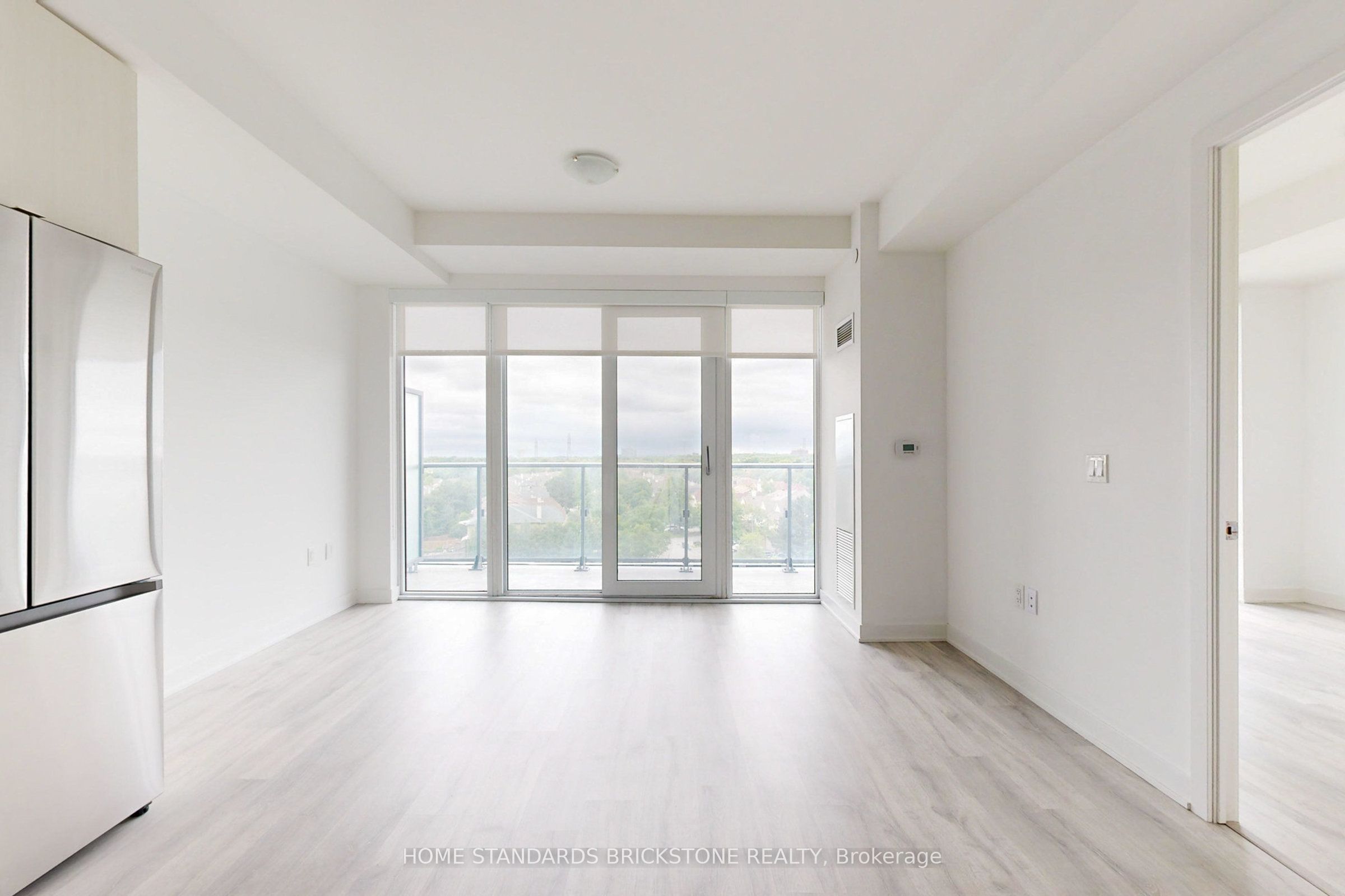 W13420778 Property Photo 15