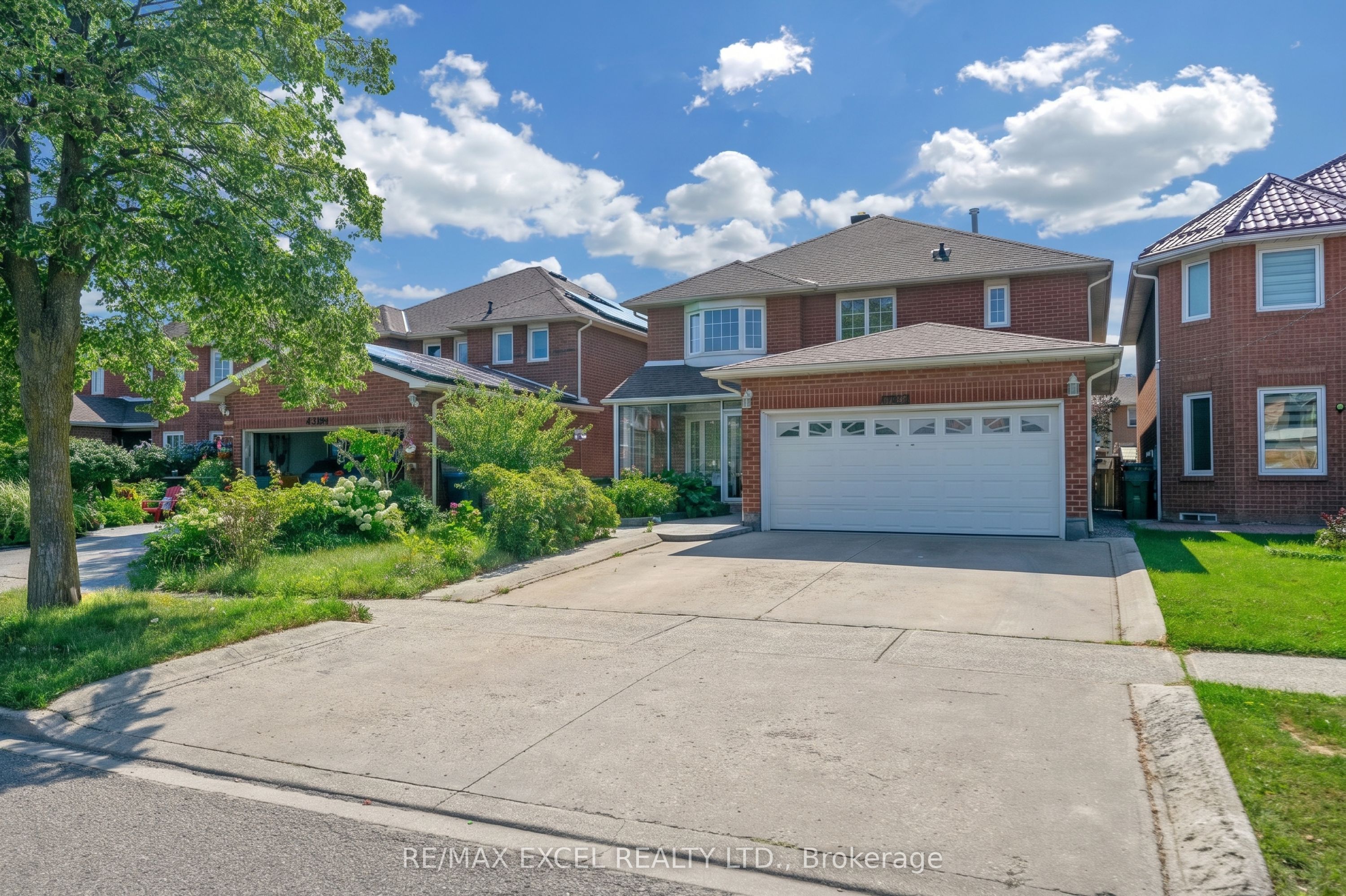 4388 Guildwood Way Property Photo 1